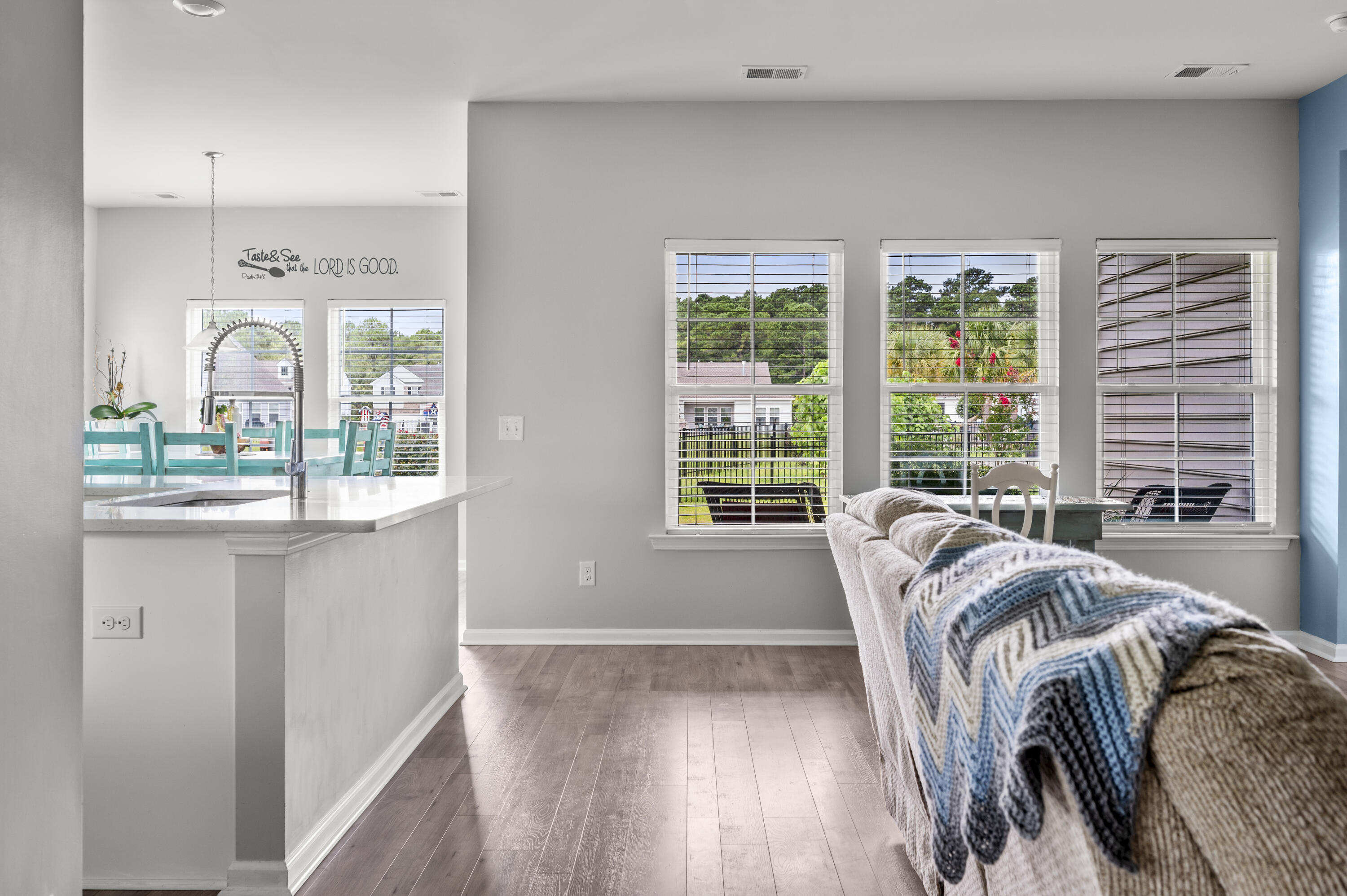 5006 Catfish Loop