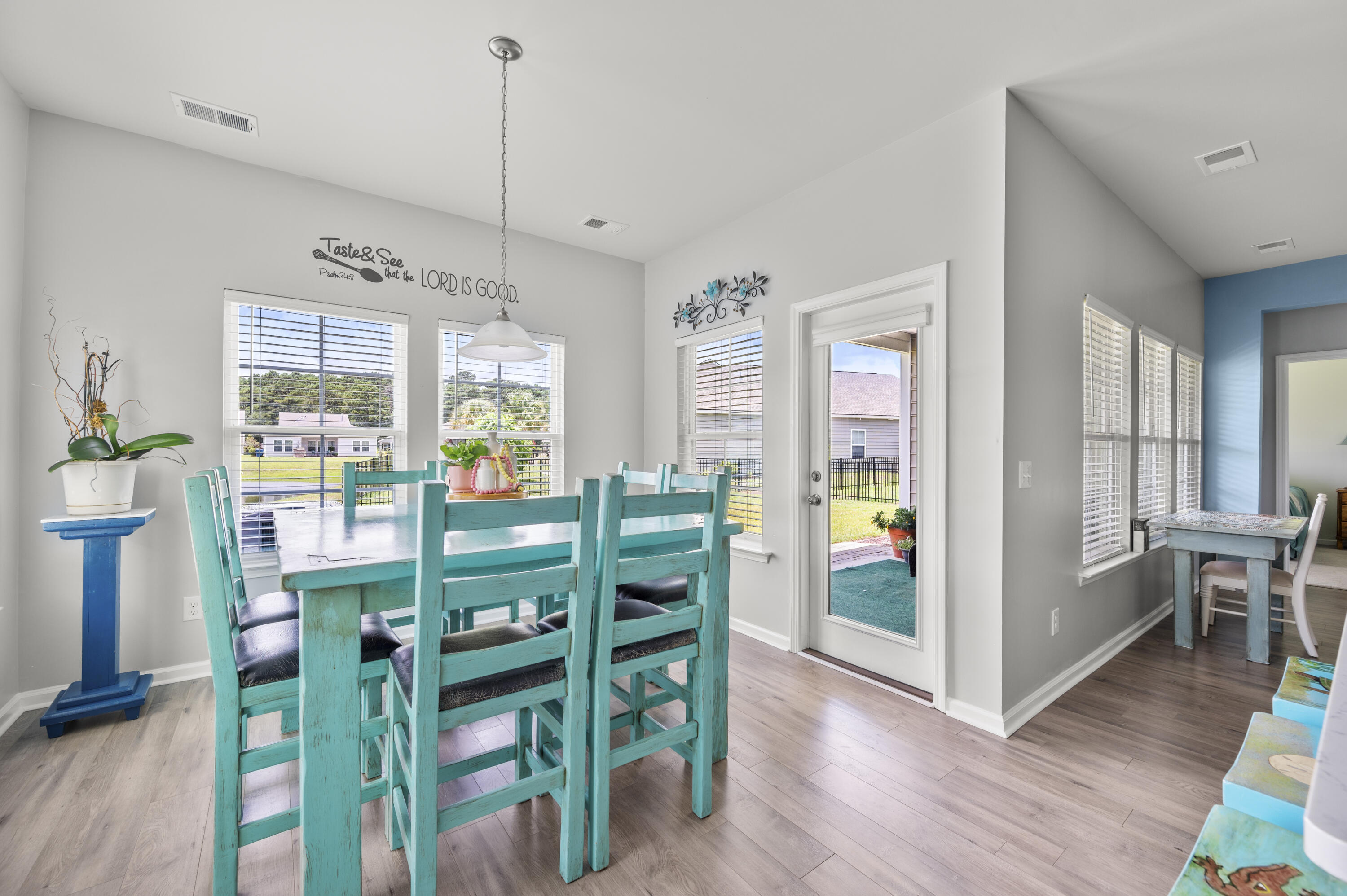 5006 Catfish Loop