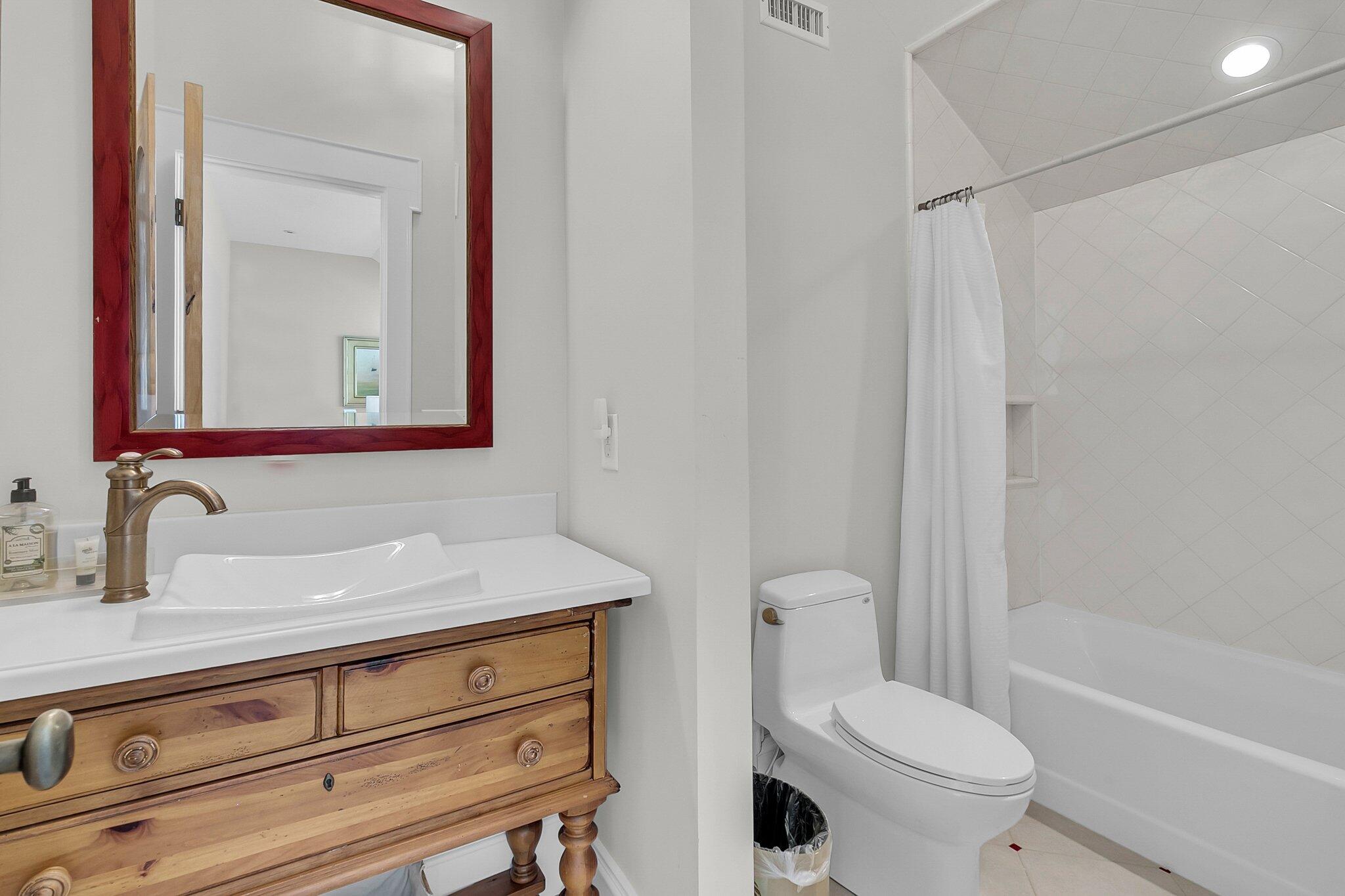 112 Ocean Blvd B (1/4 Interest)