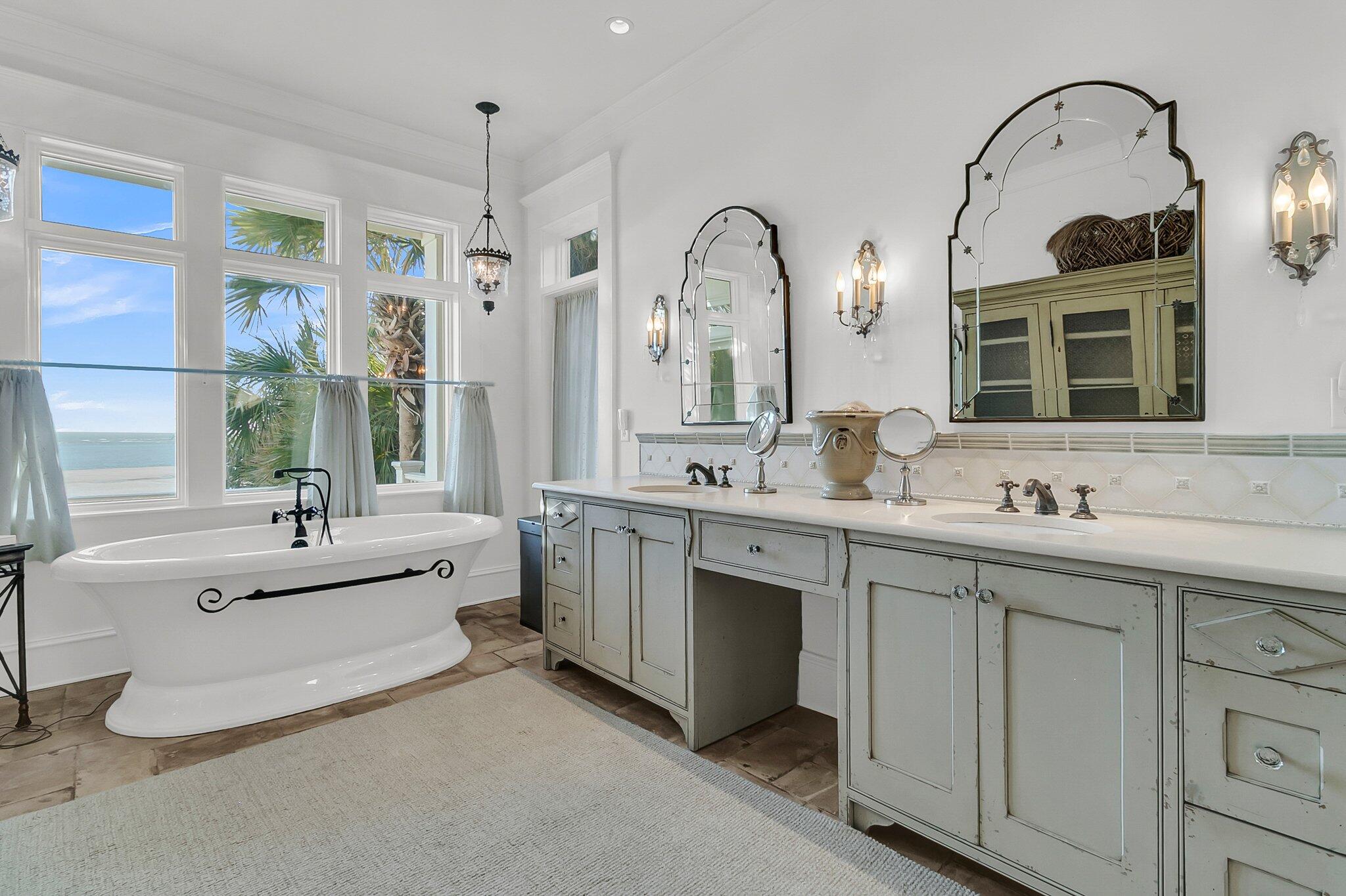 112 Ocean Blvd D (1/4 Interest)