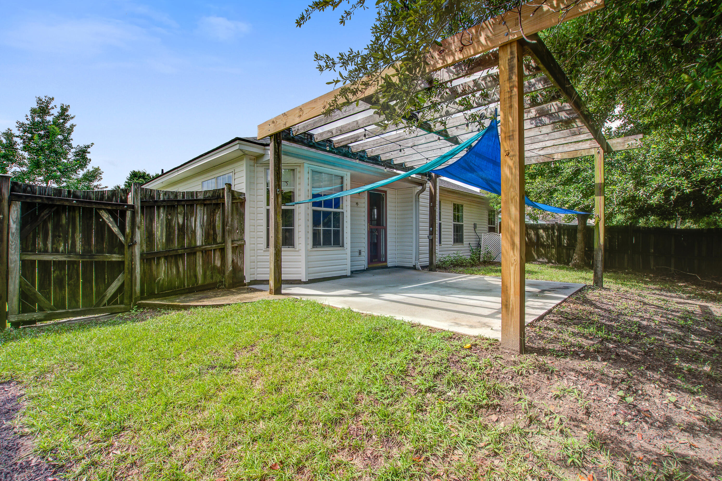 8357 Waltham Road