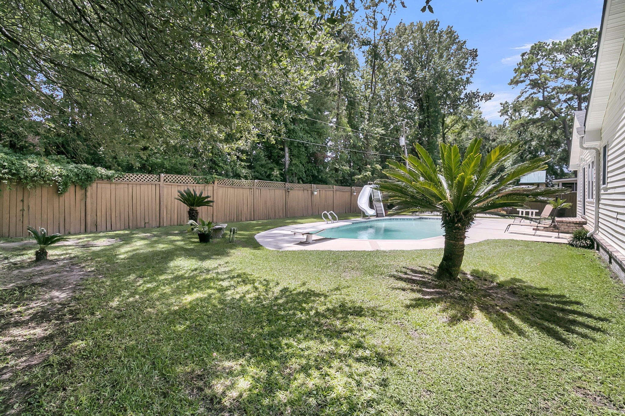 1647 Sulgrave Road
