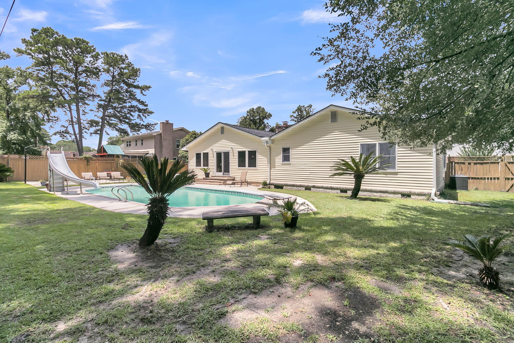 1647 Sulgrave Road