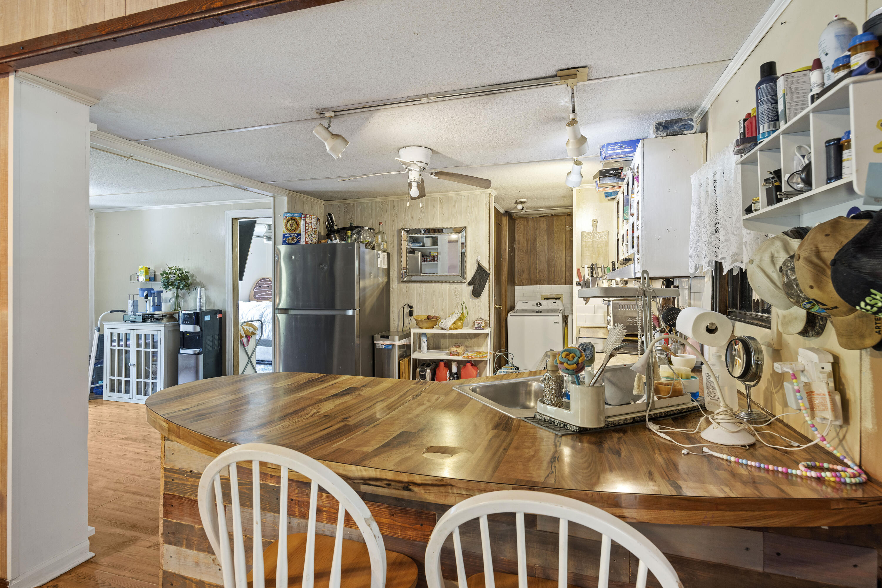 5681 Old Jacksonboro Road