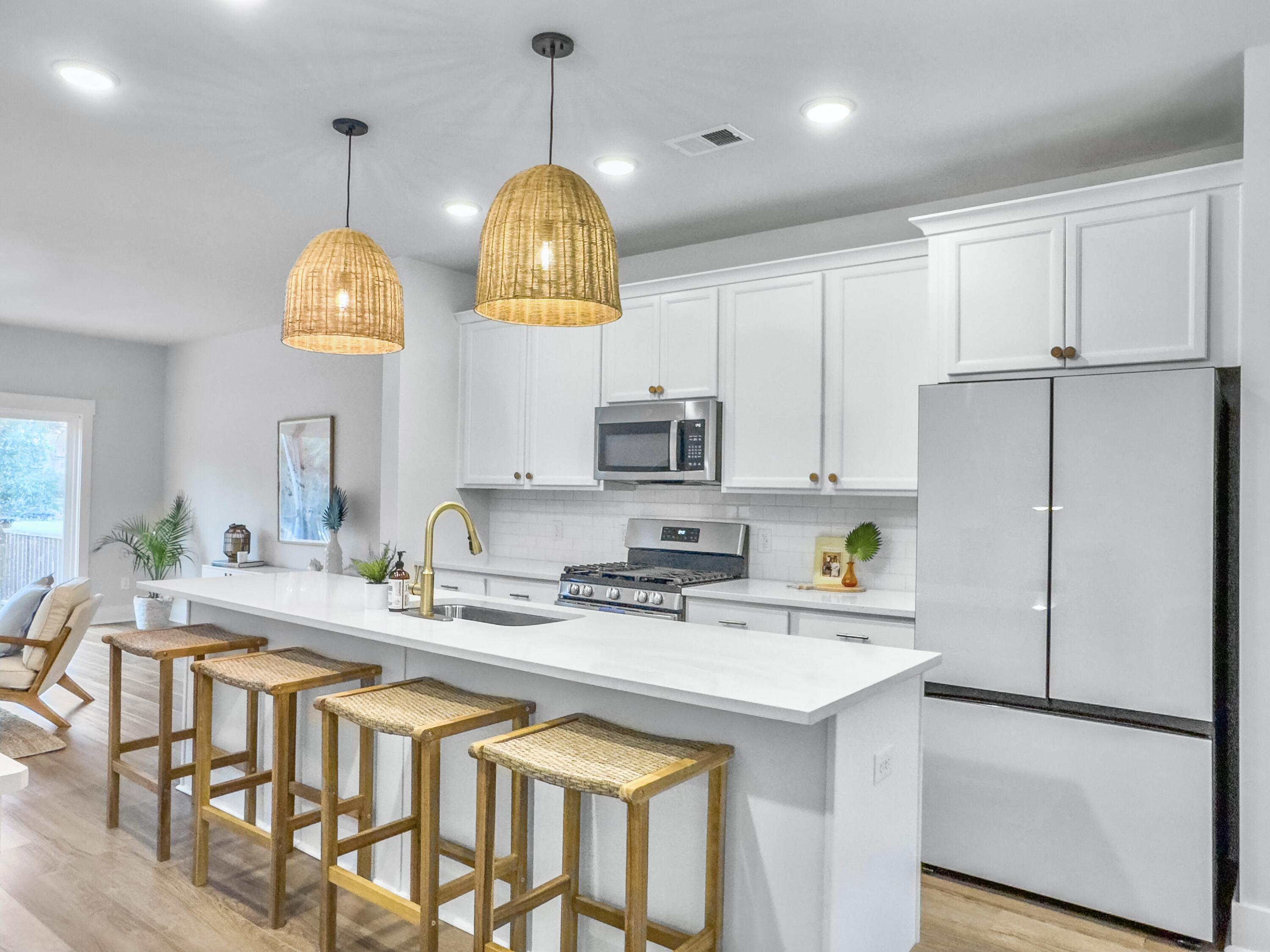 1001 Pettiford Place
