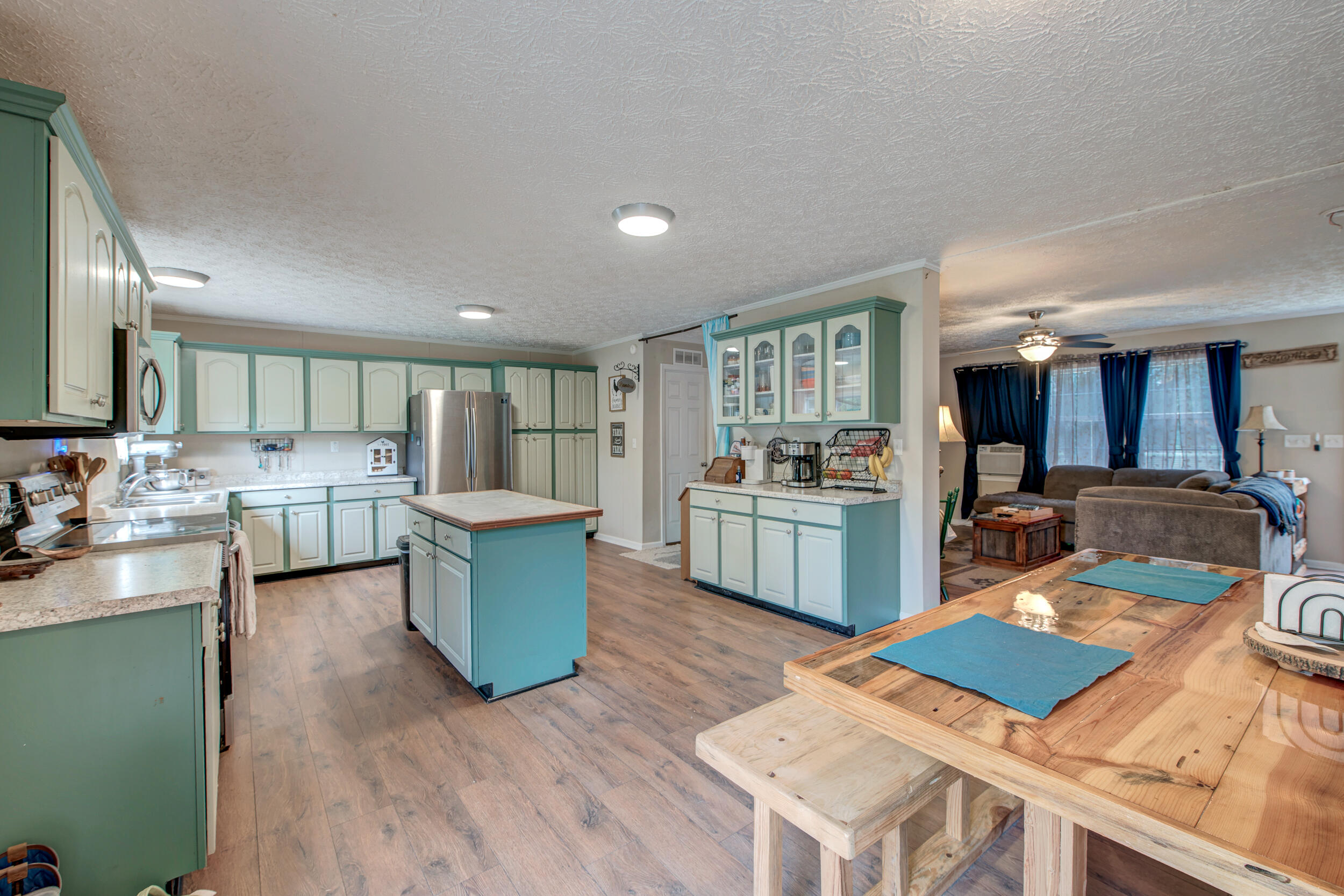 3626 Lowcountry Highway