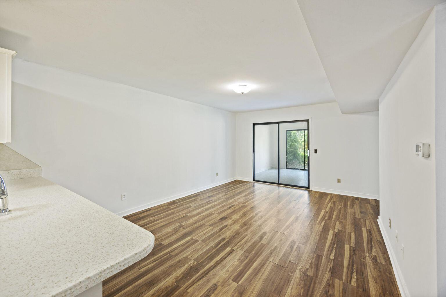 9 Stallion Court