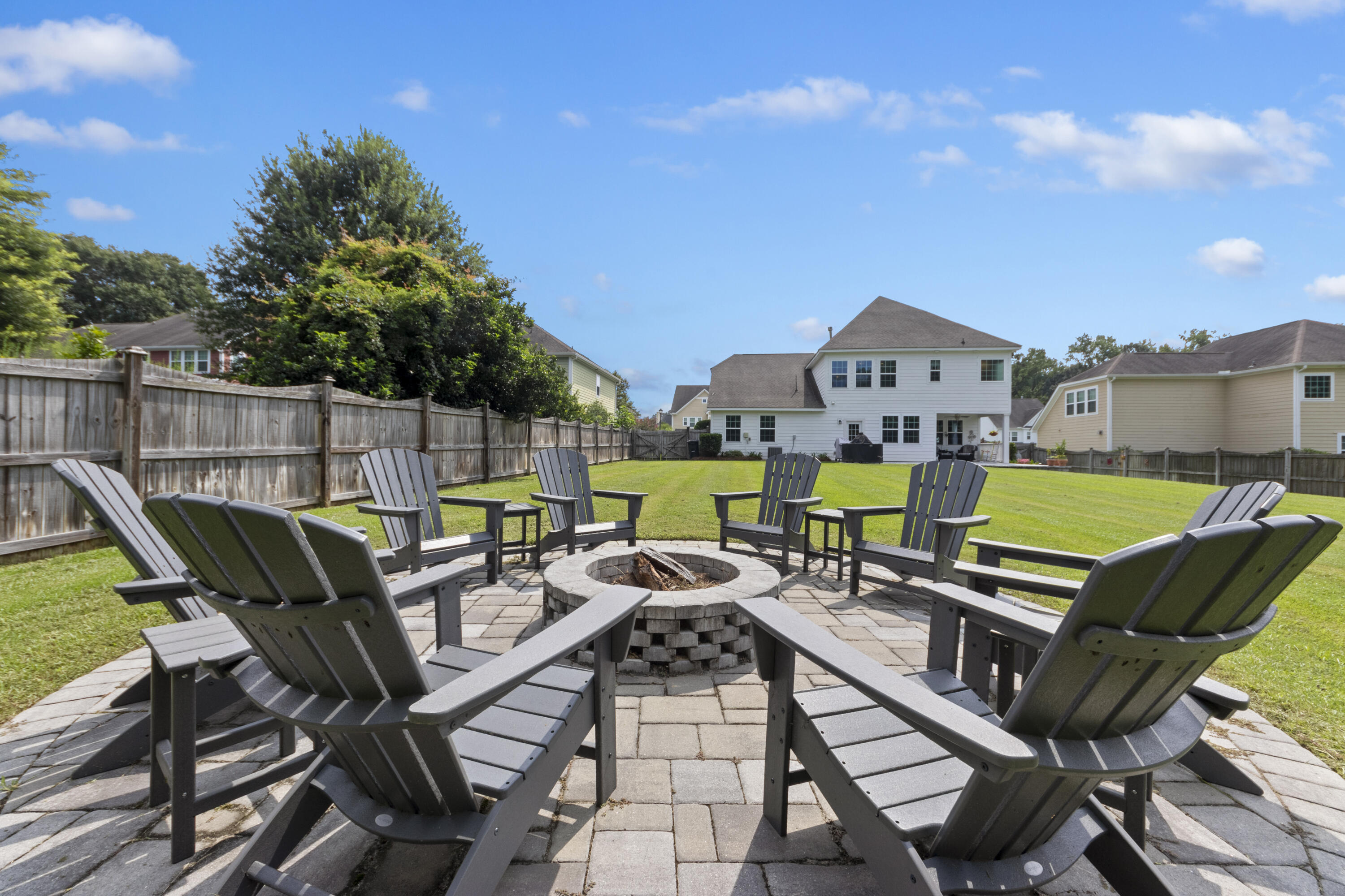 127 Stagecoach Lane