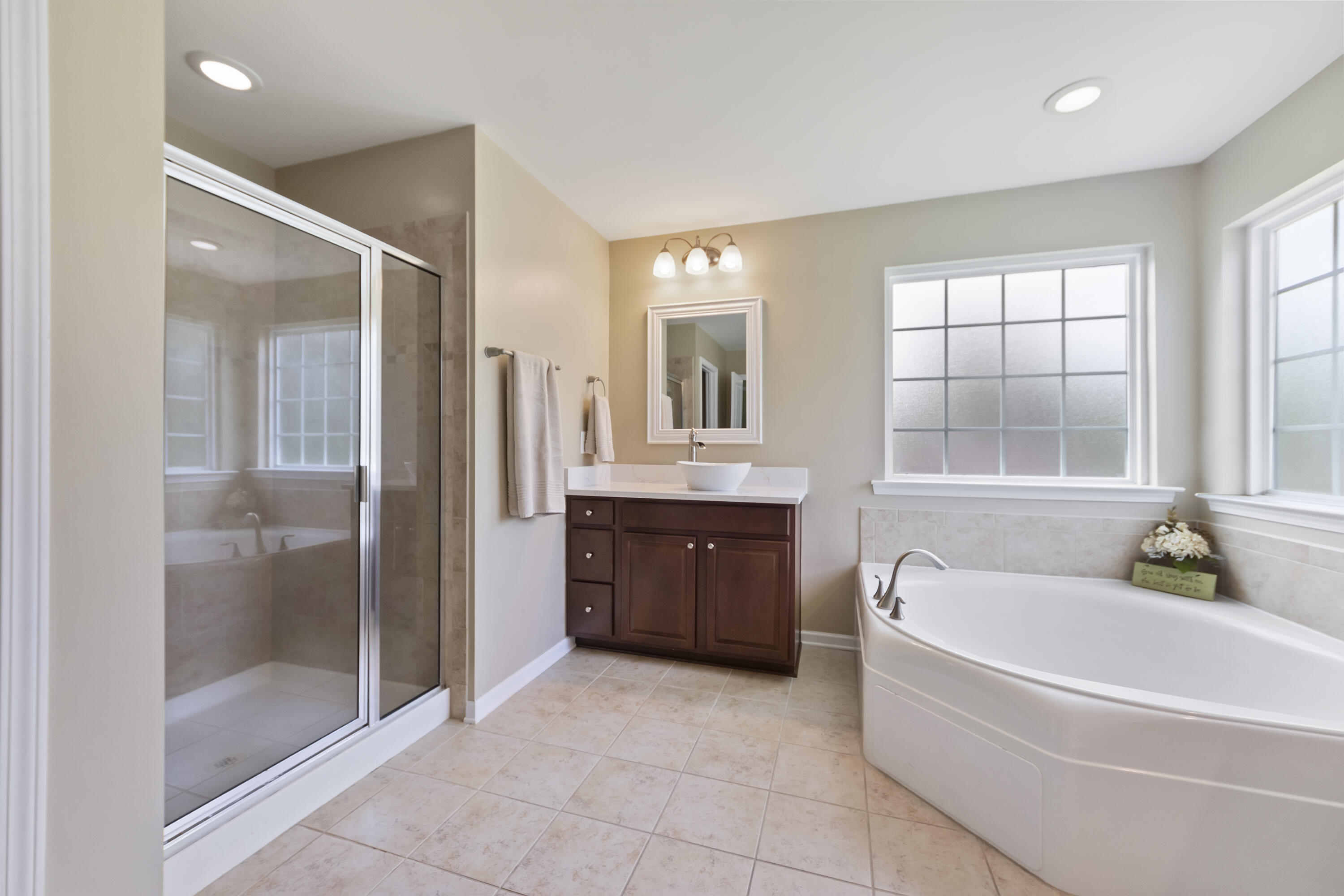 127 Stagecoach Lane