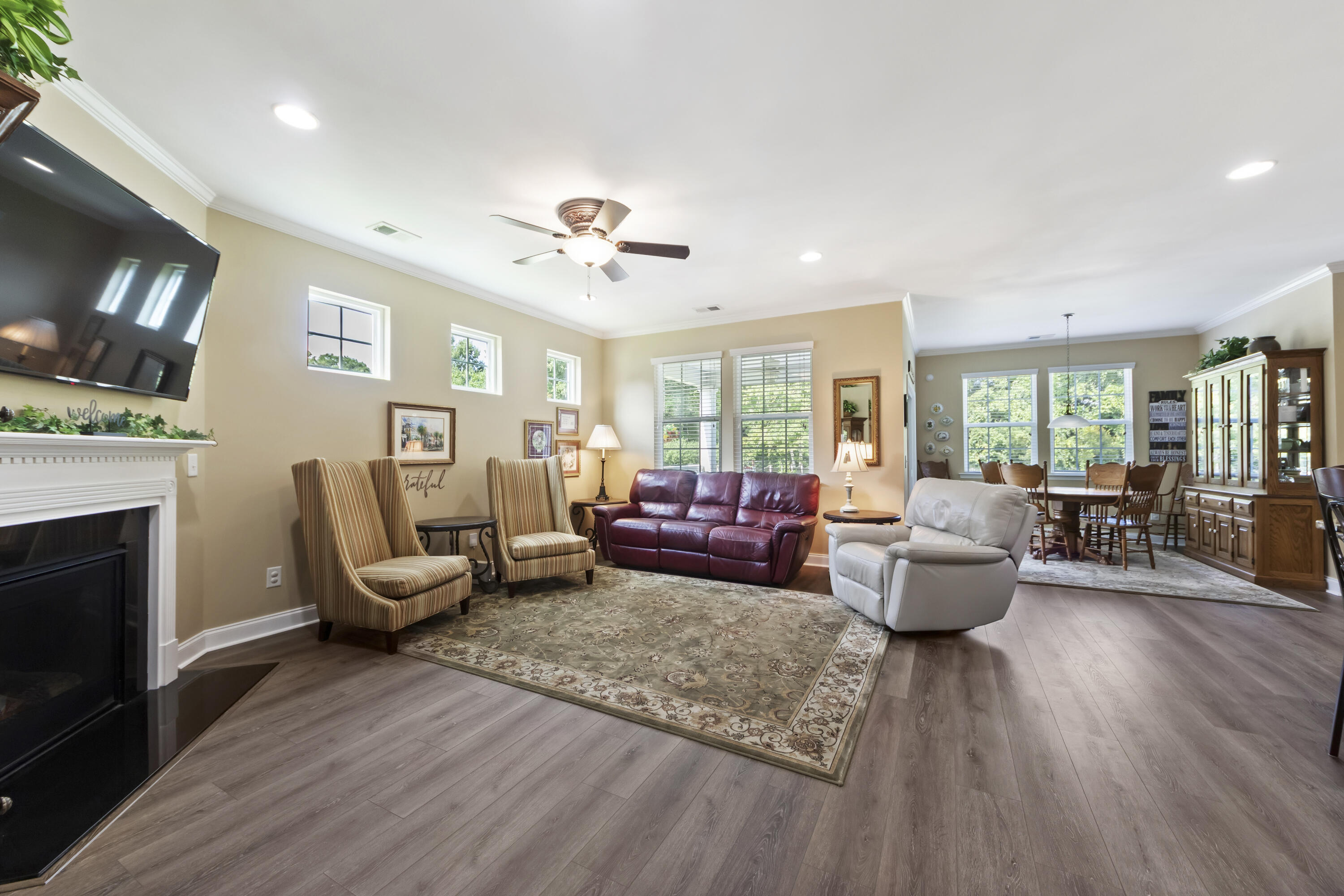 127 Stagecoach Lane