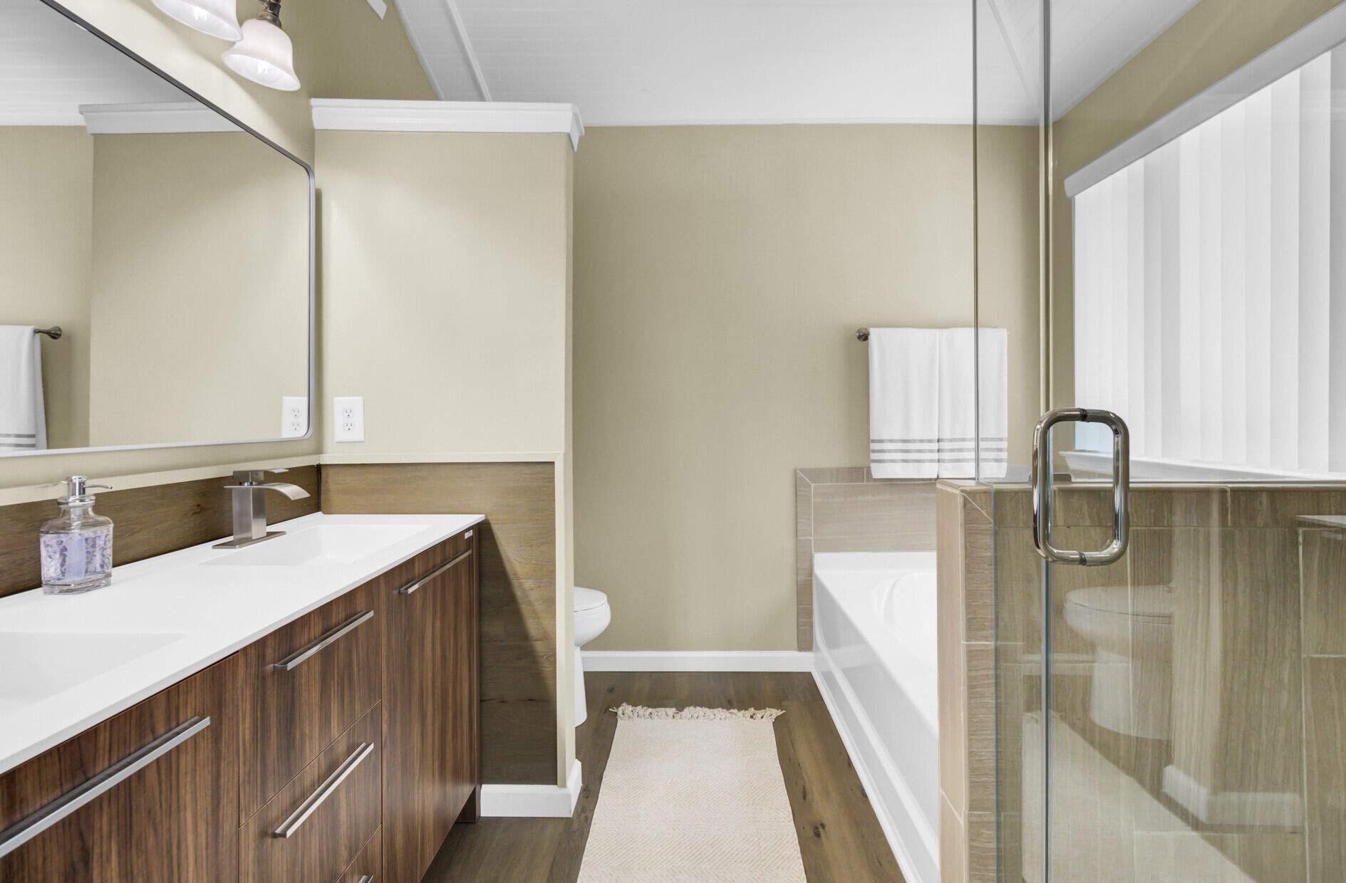 8607 Kennestone Lane