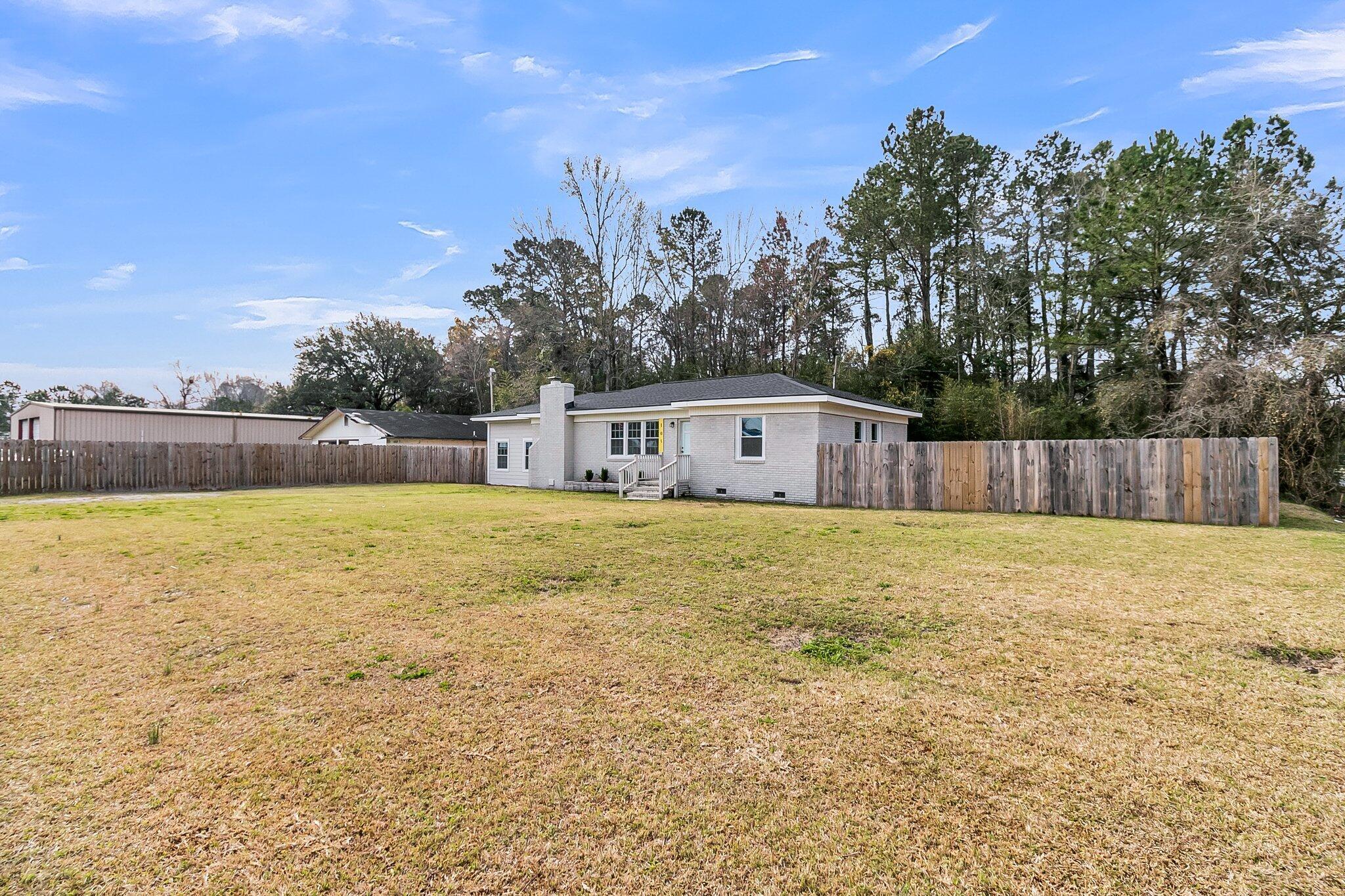 105 Gourdin Street