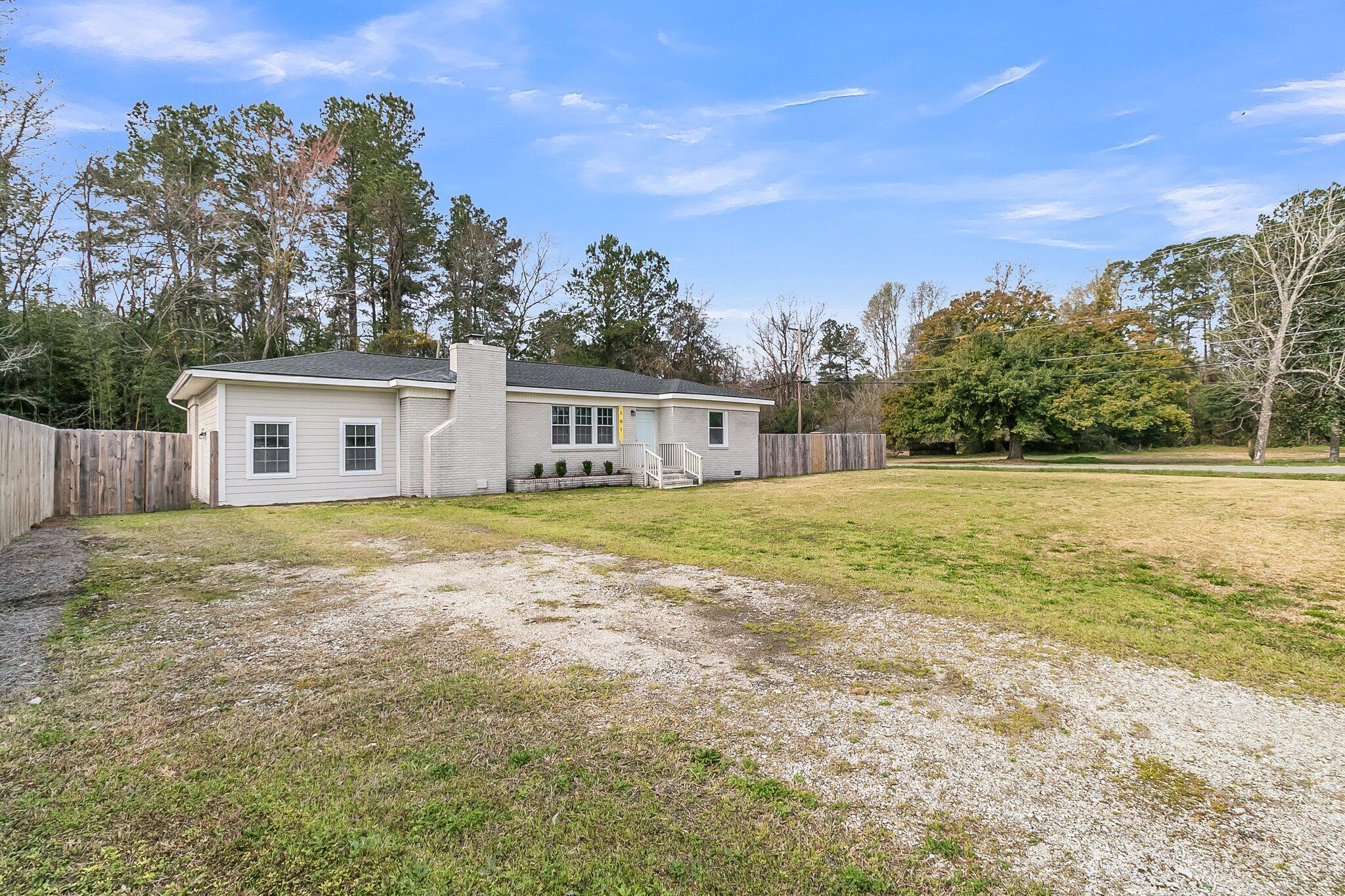 105 Gourdin Street