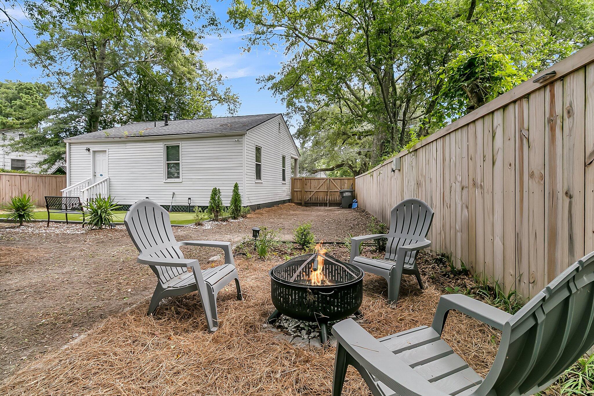 2666 Poplin Avenue