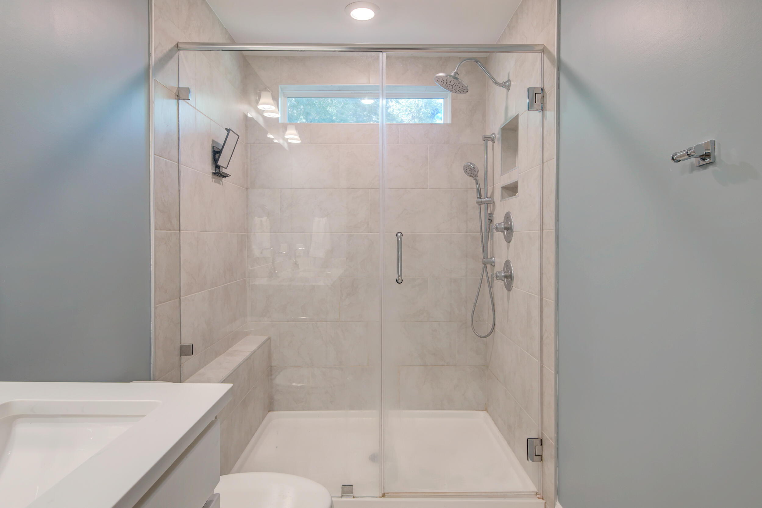 315 Laurens View Lane