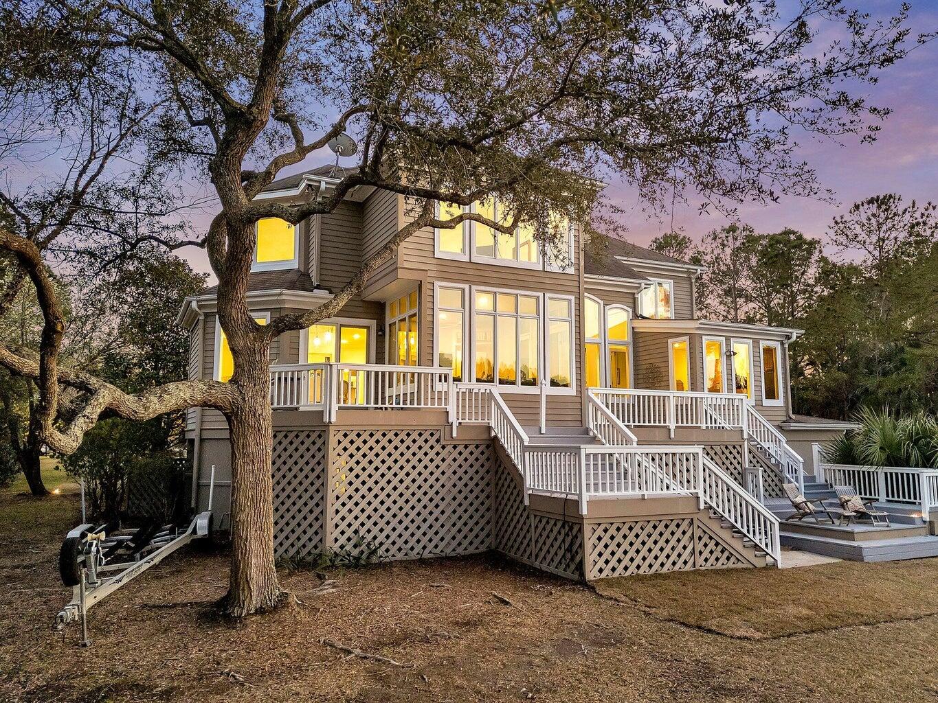 4051 Colonel Vanderhorst Circle