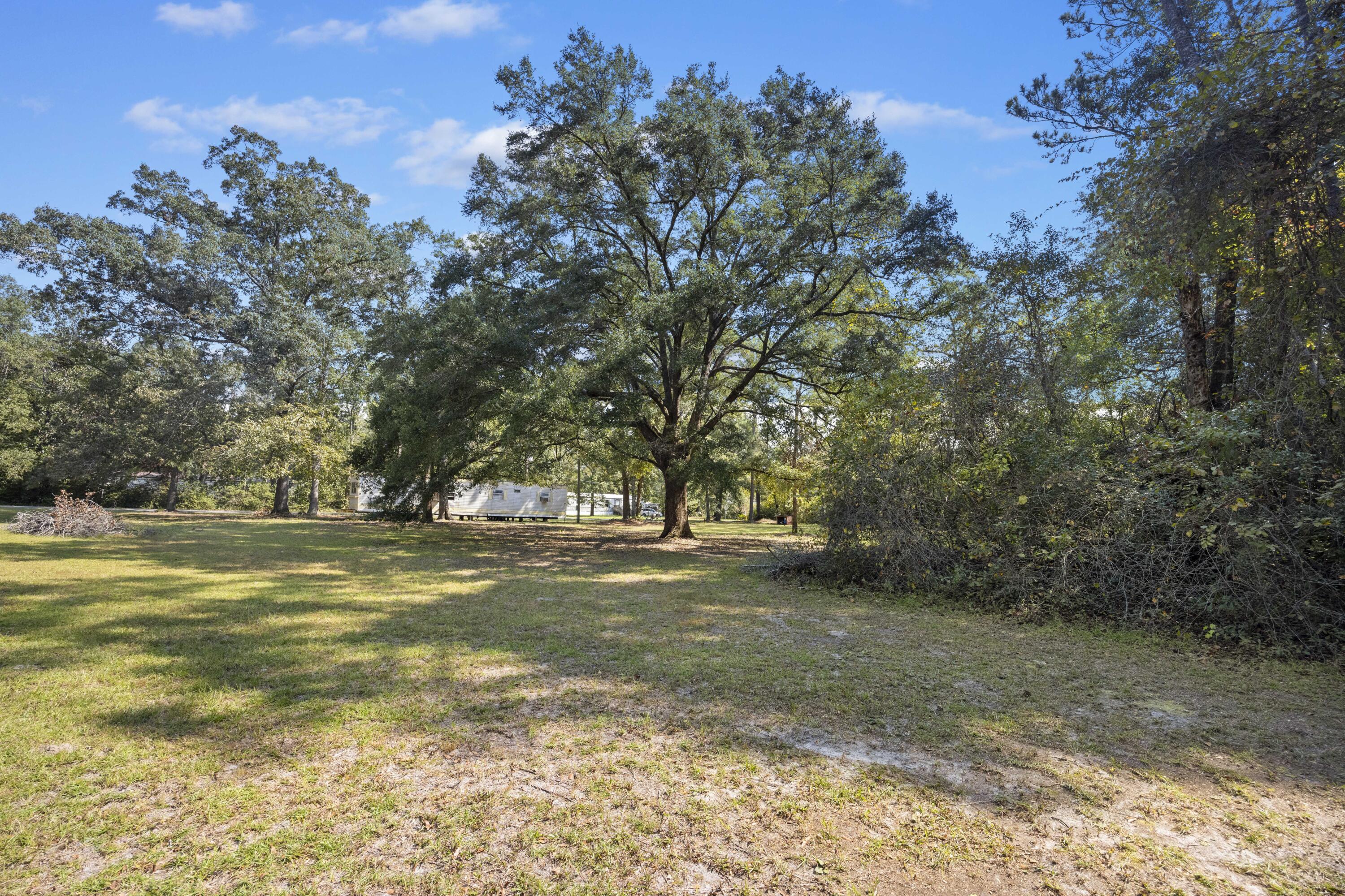 197 Davis Circle