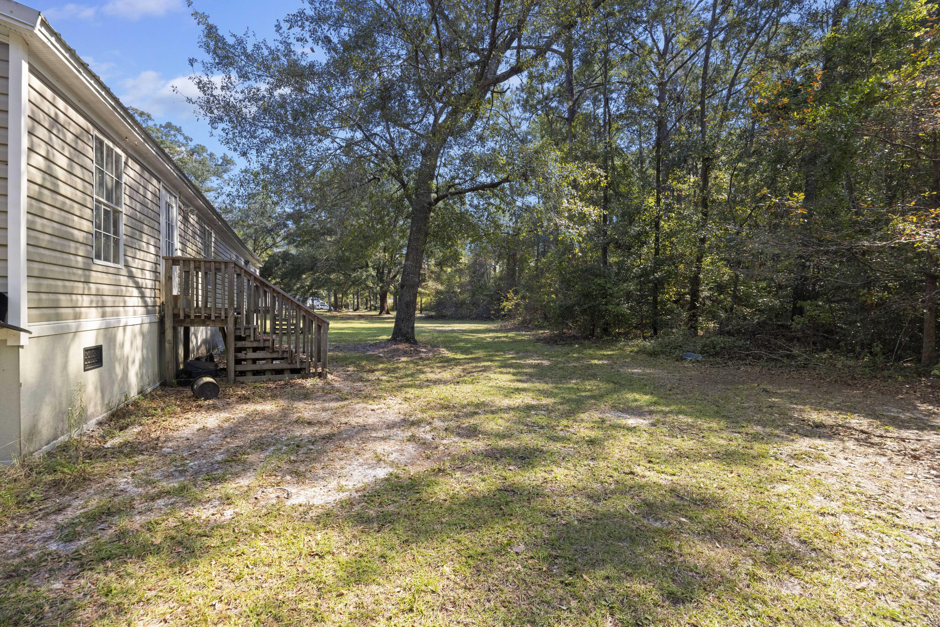 197 Davis Circle