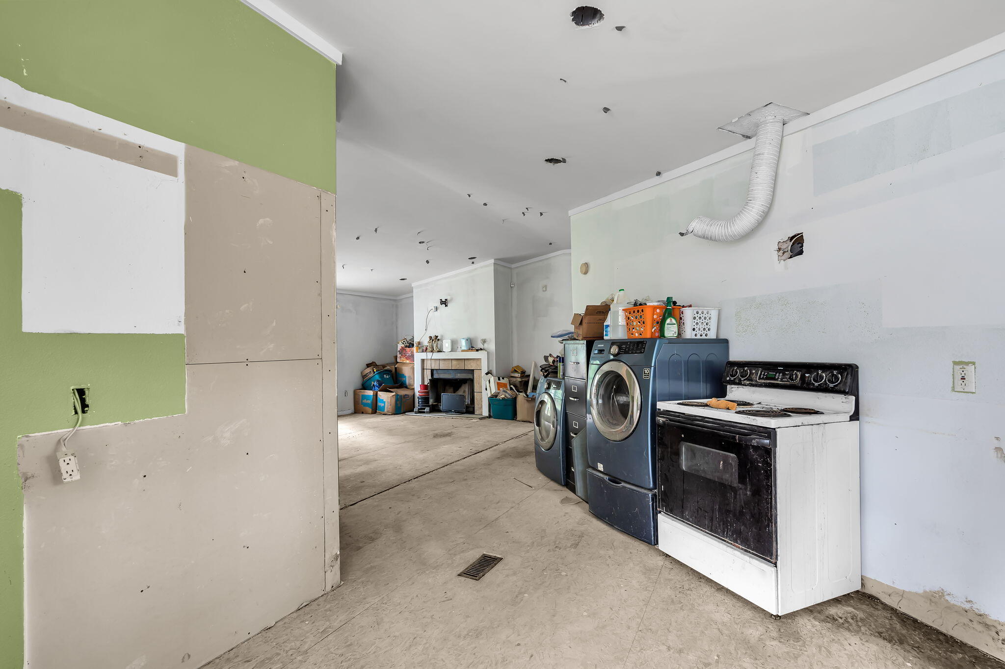 2979 Bobo Road