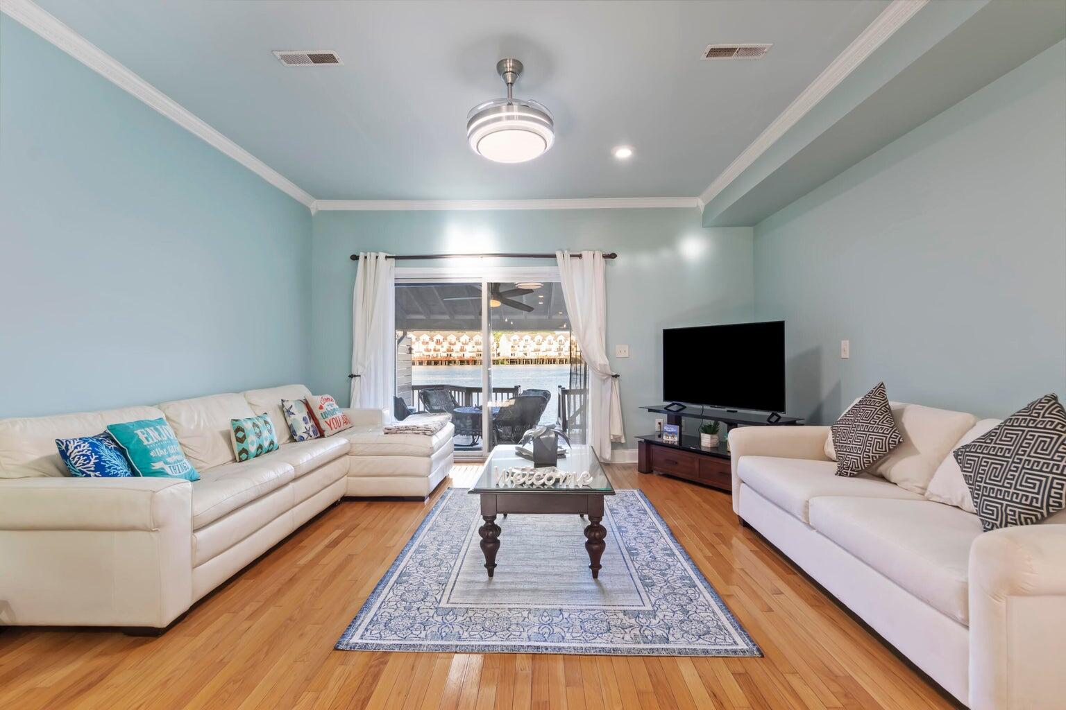 4765 Arco Lane