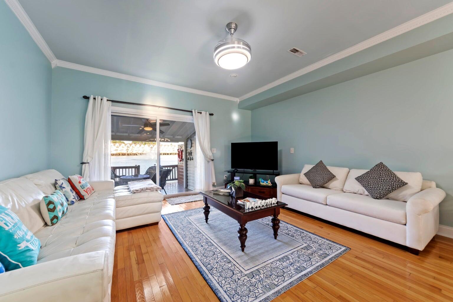 4765 Arco Lane