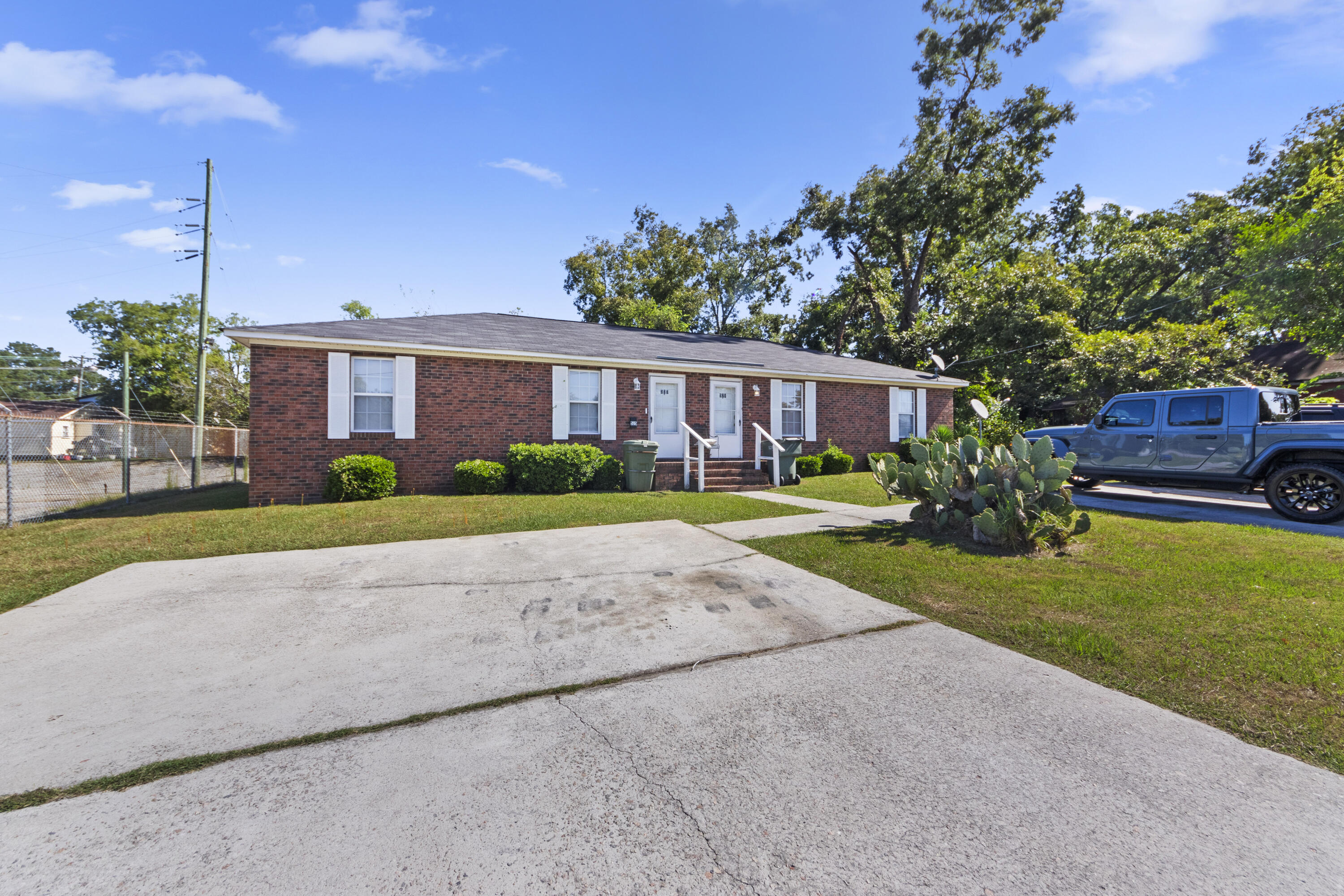 525529 SW Enterprise Street # B Unit: A & B