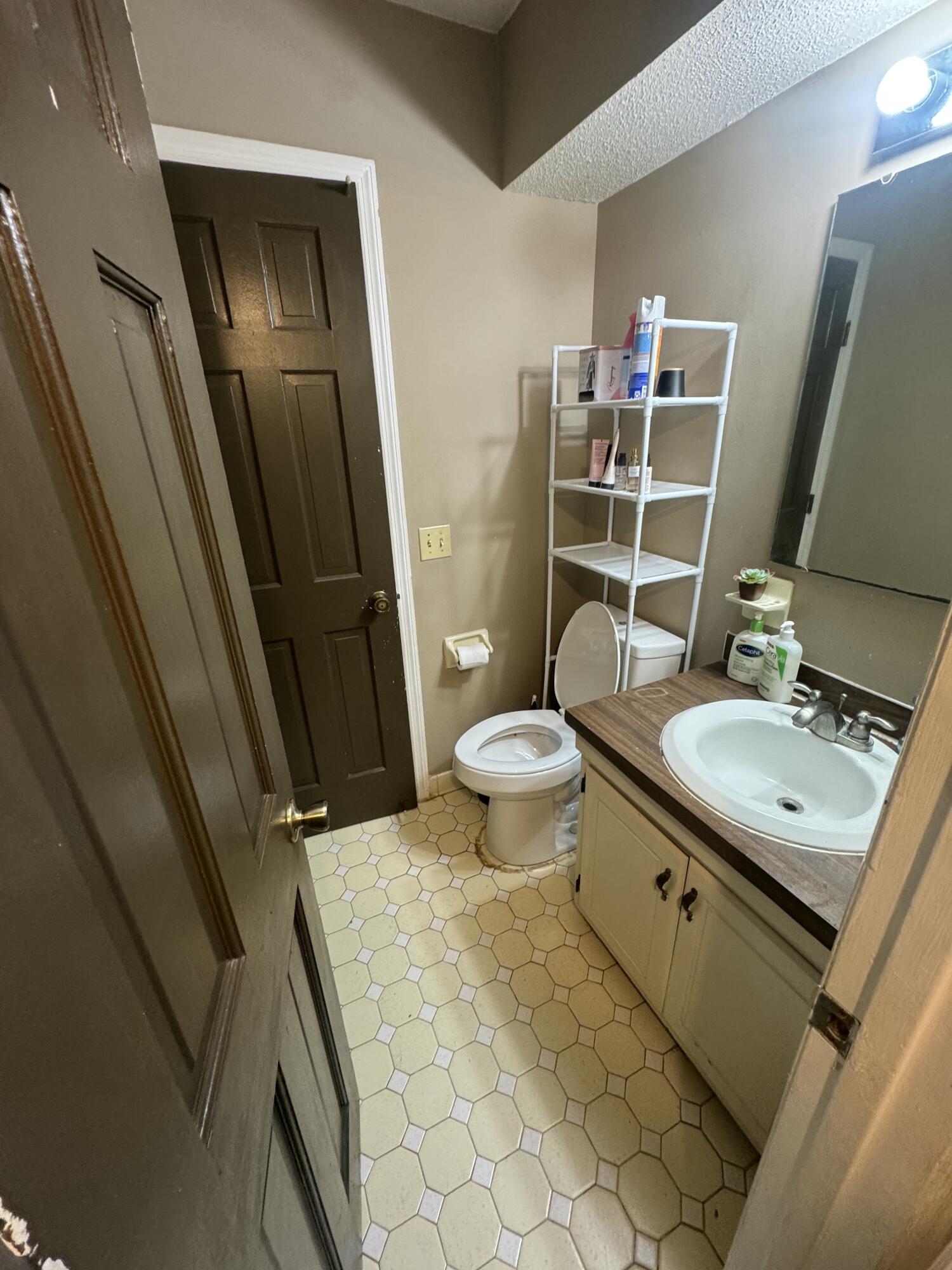 918 Sea Gull Drive # D Unit: A-D