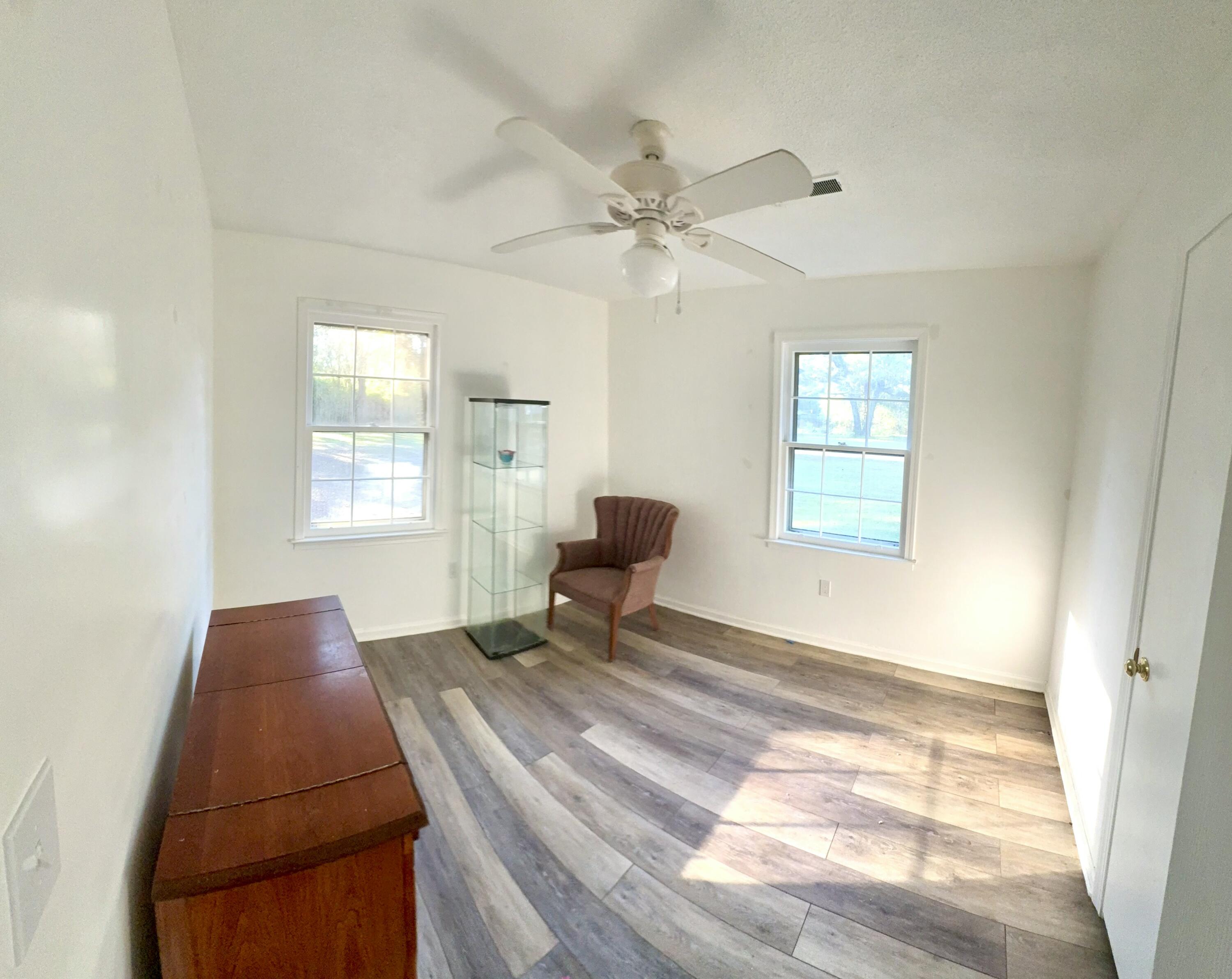 135 Clyde Circle