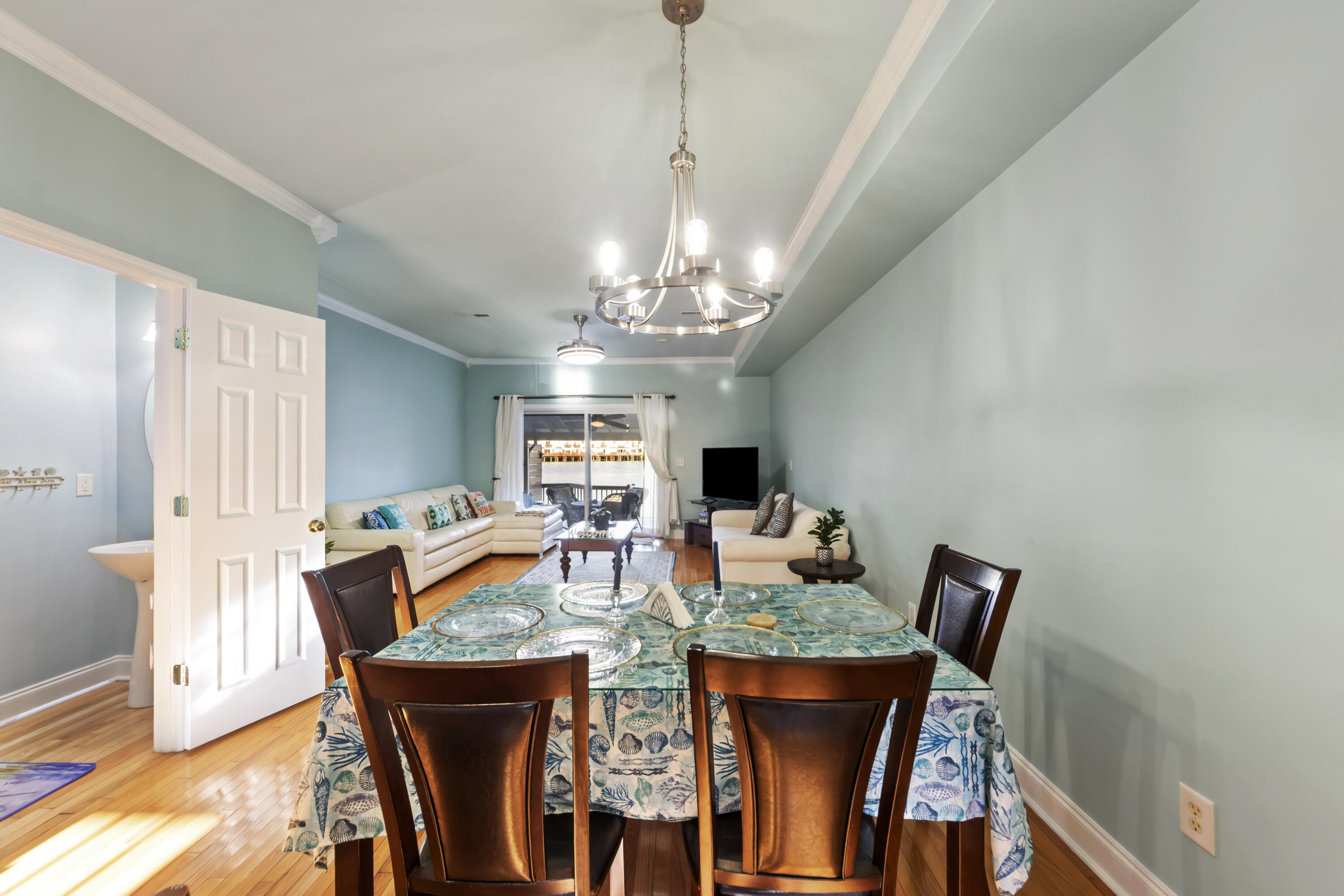 4765/4763 Arco Lane