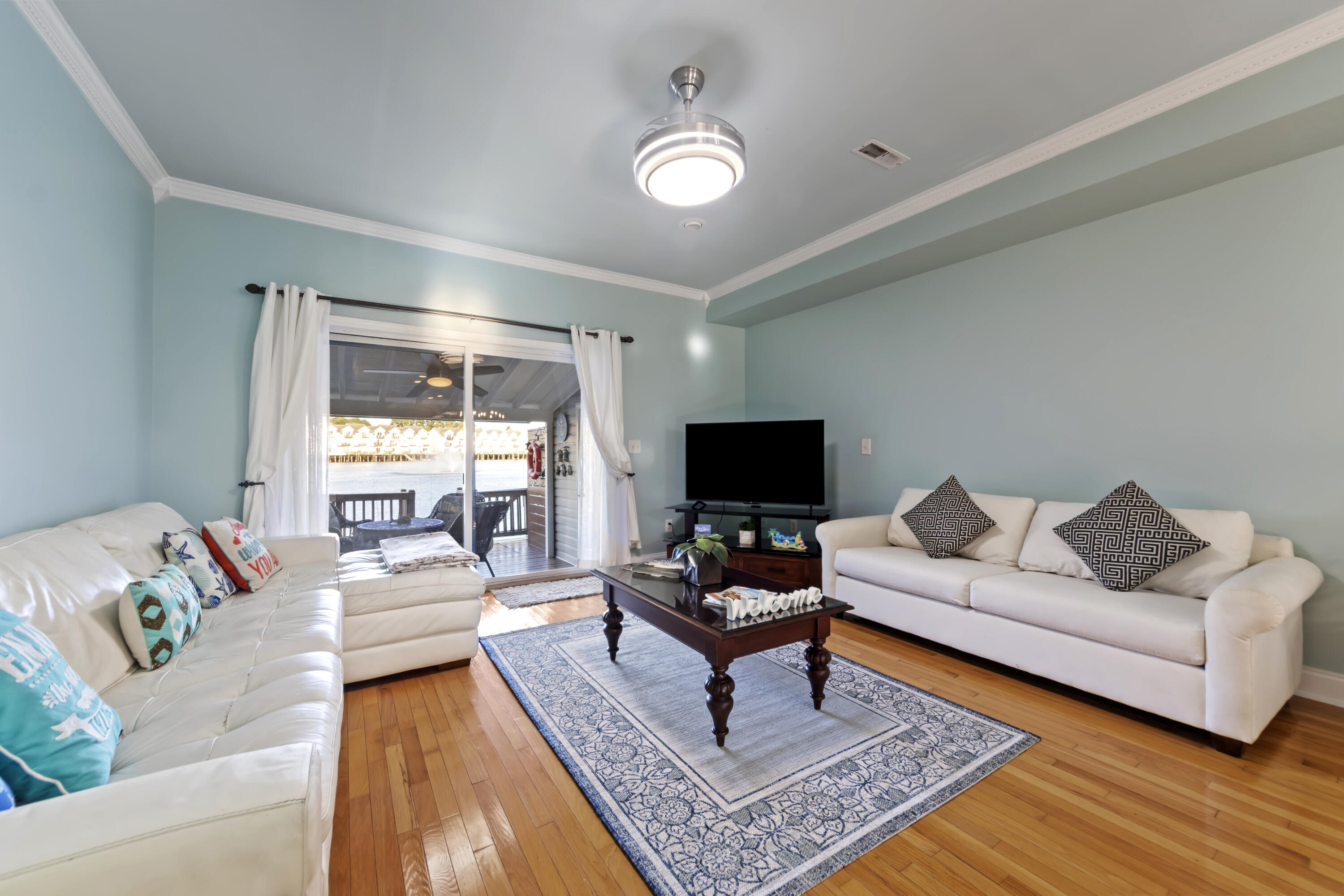 4765/4763 Arco Lane