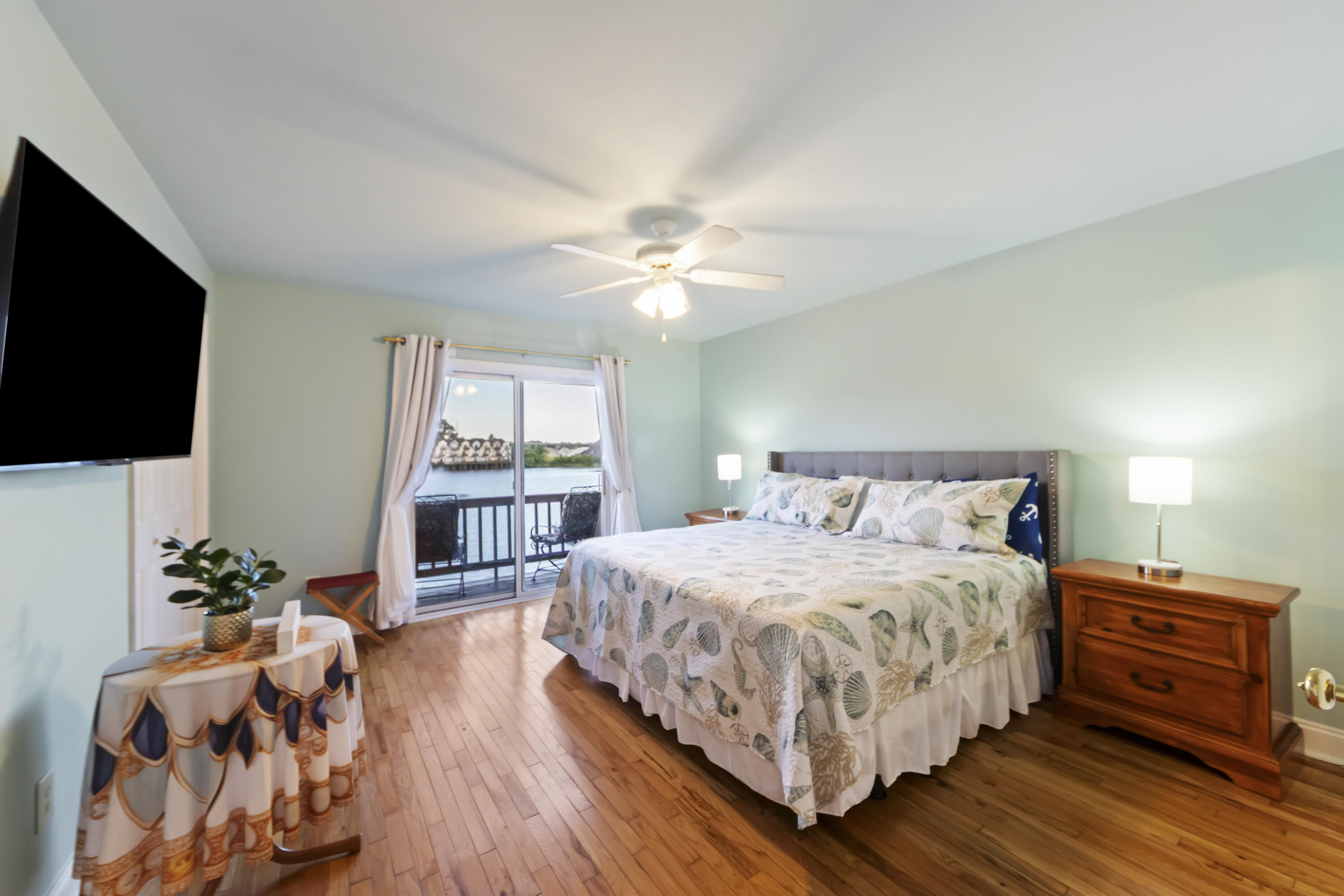 4765/4763 Arco Lane