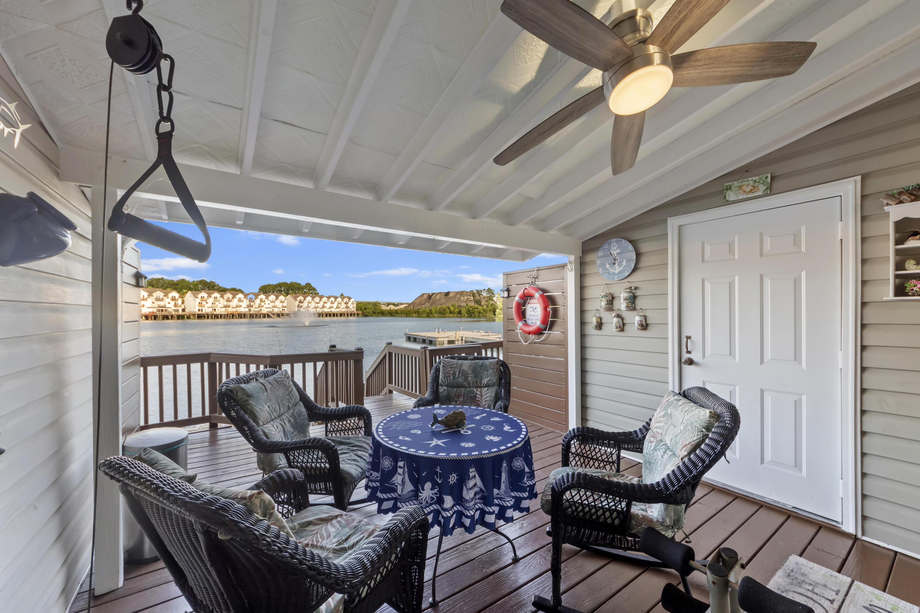 4765/4763 Arco Lane