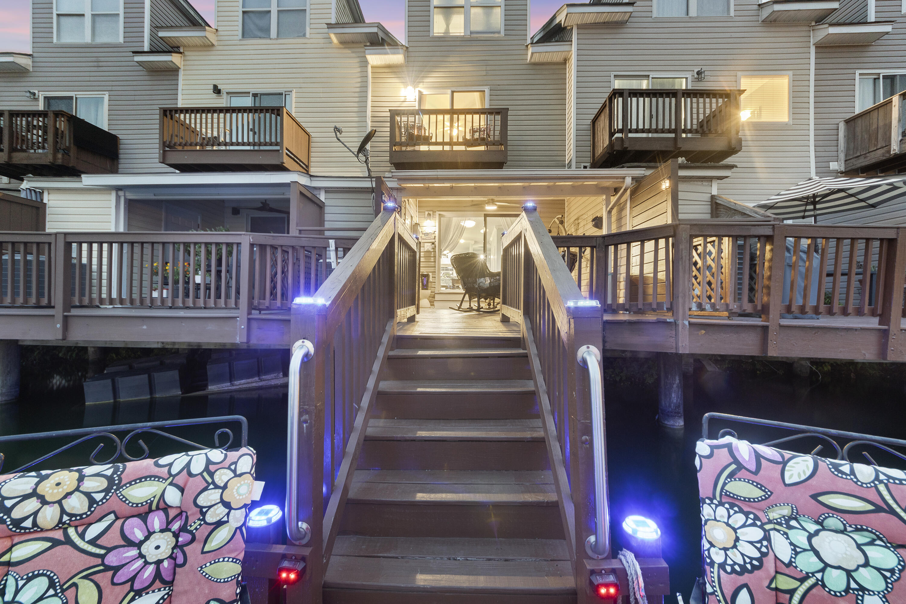 4765/4763 Arco Lane