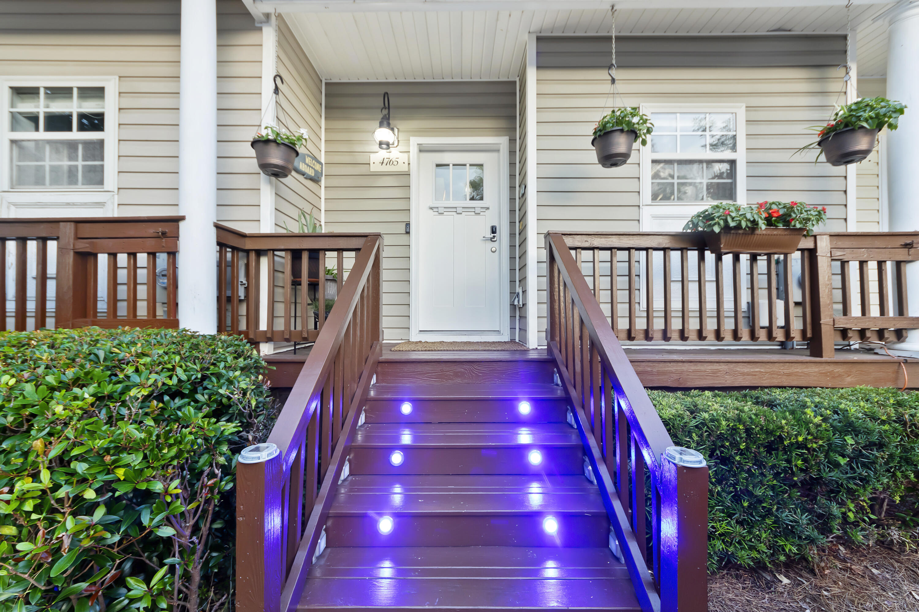 4765/4763 Arco Lane