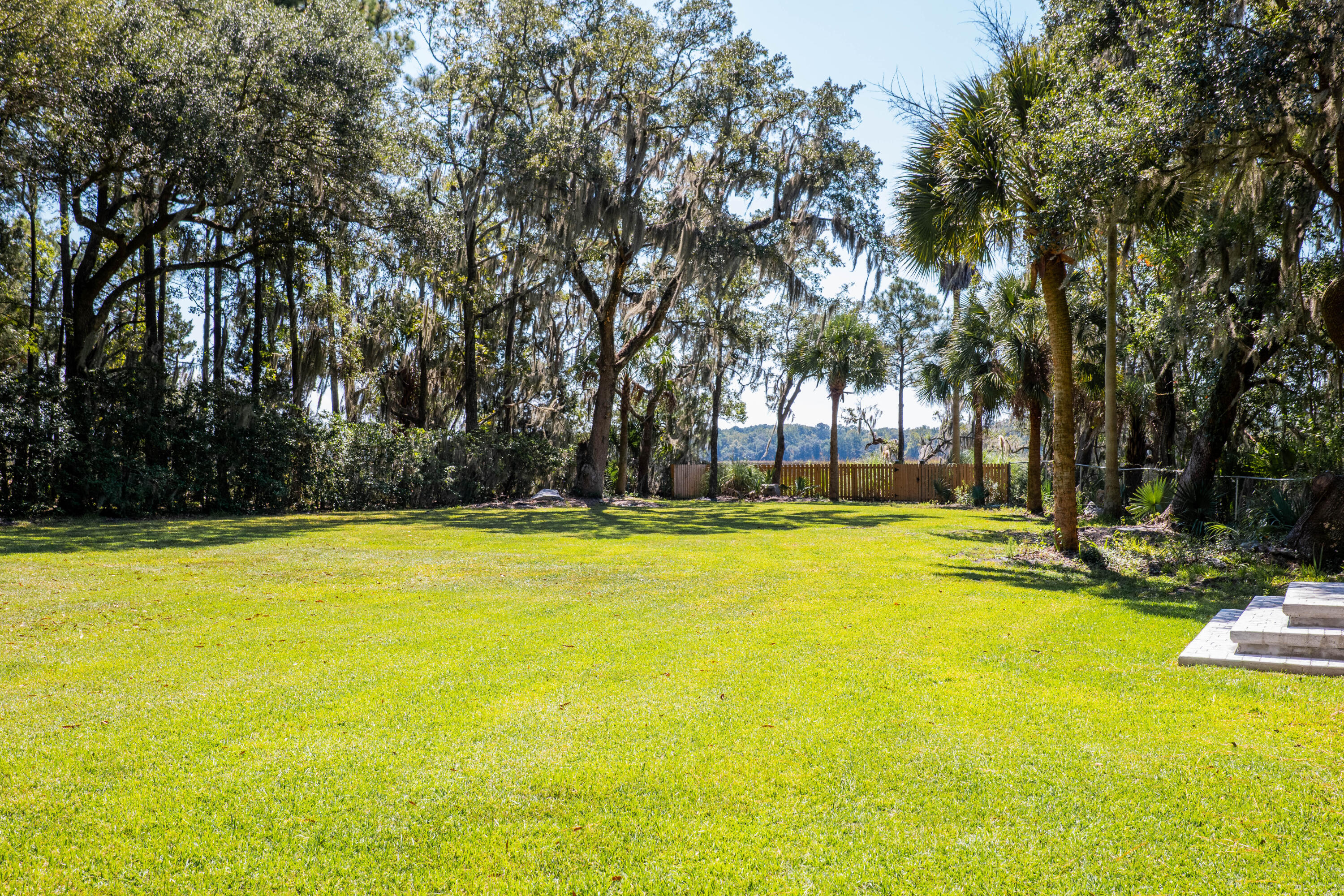 316 Anadale Court