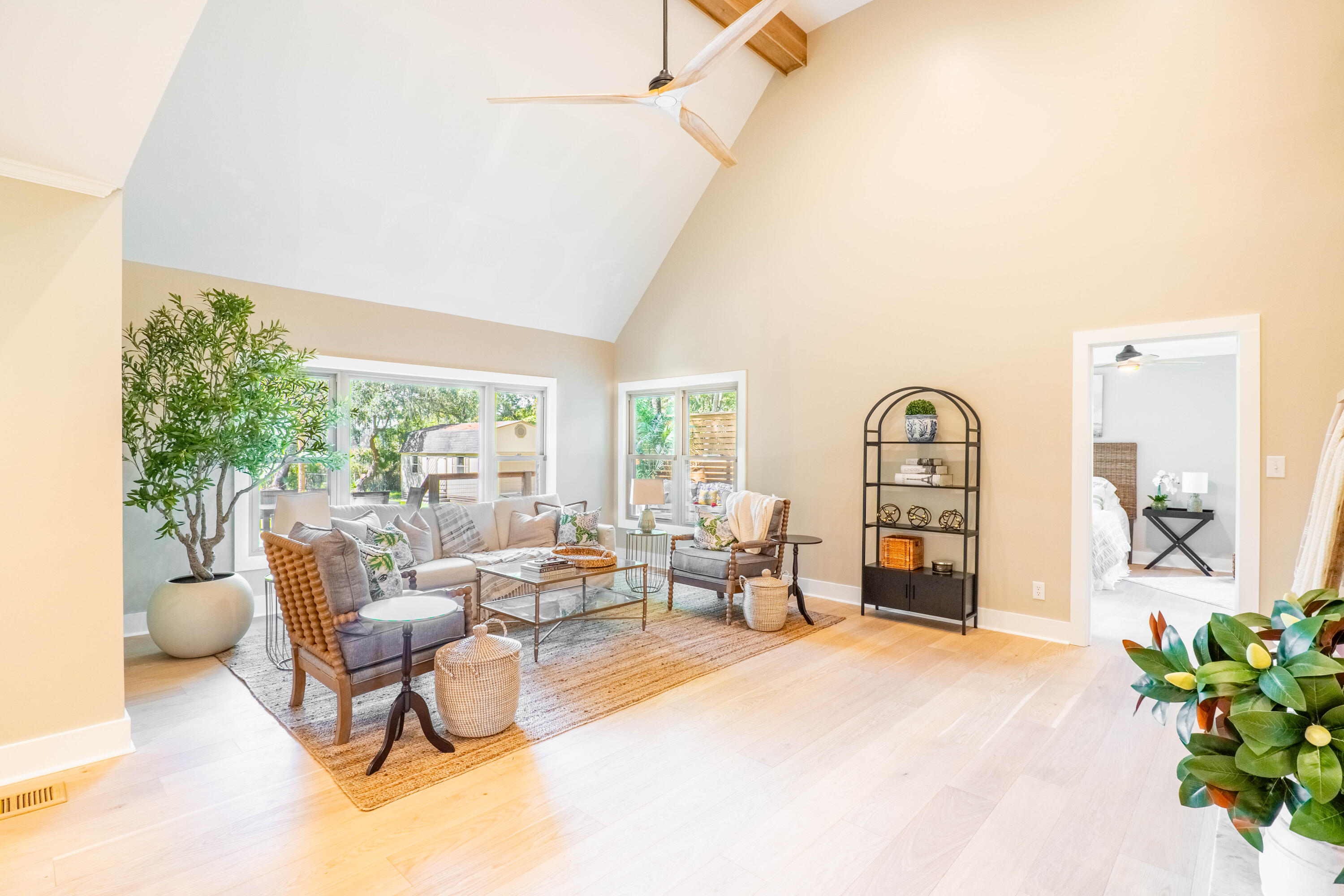 316 Anadale Court
