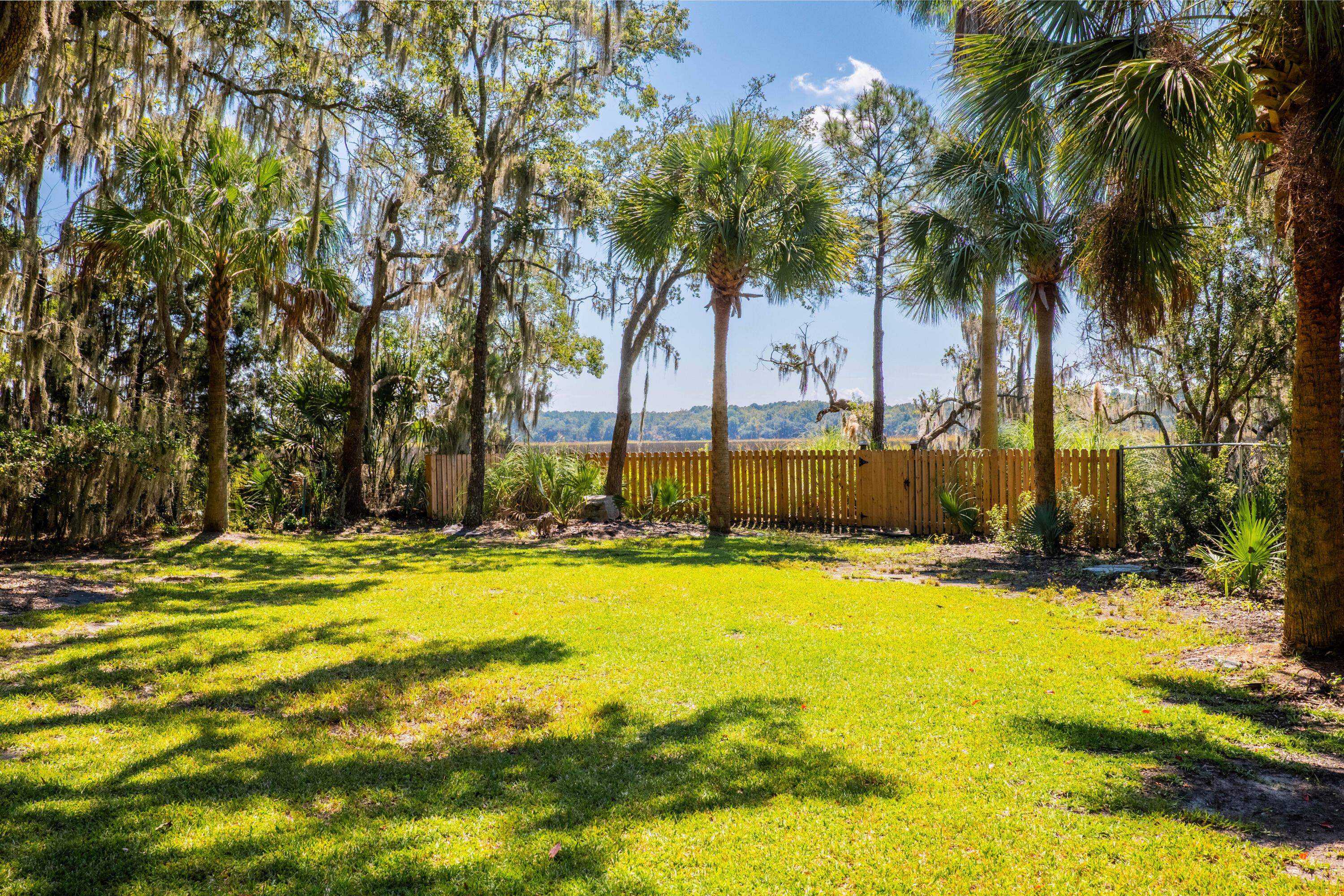 316 Anadale Court