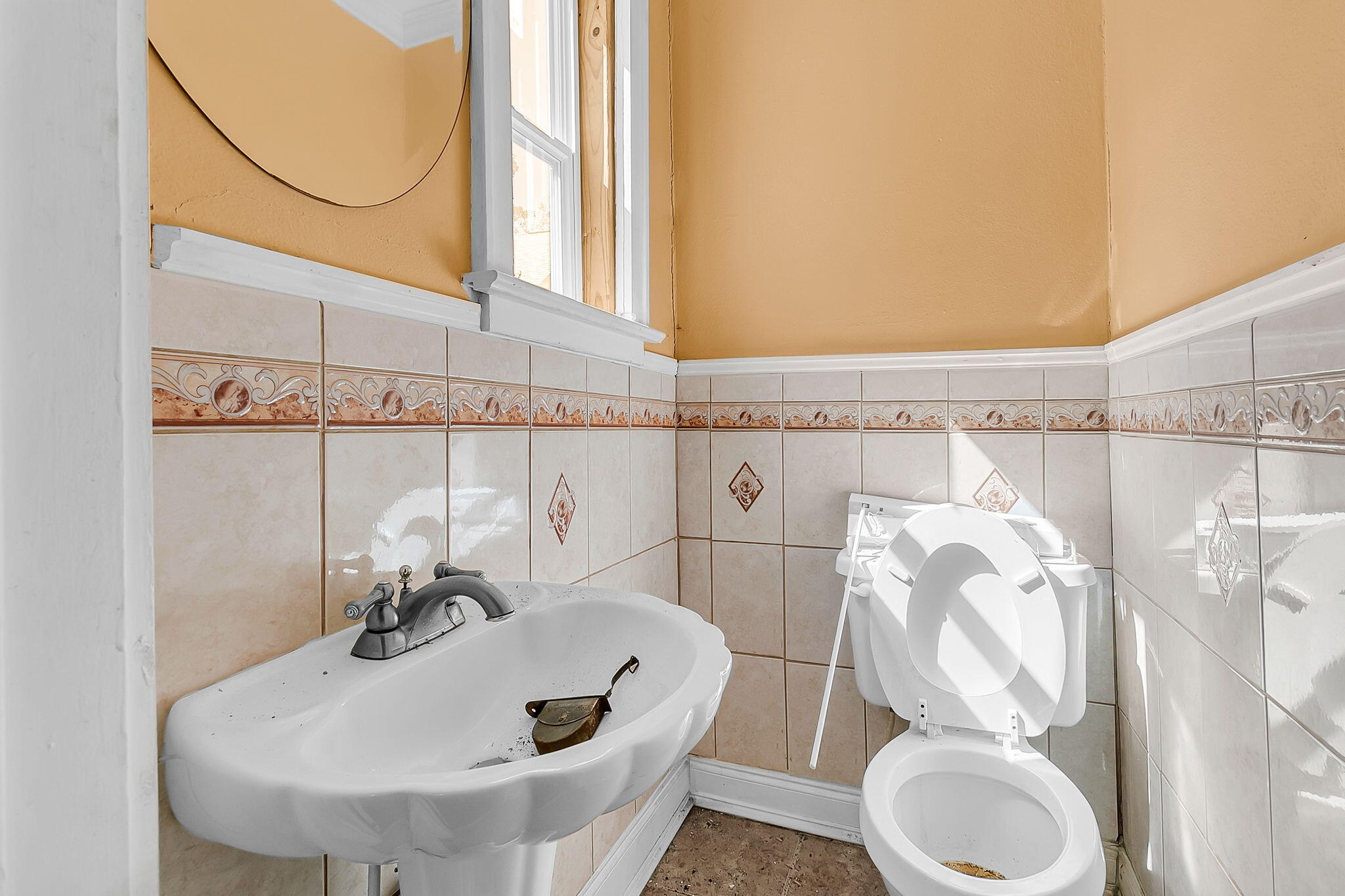 251 W Poplar Street, Charleston