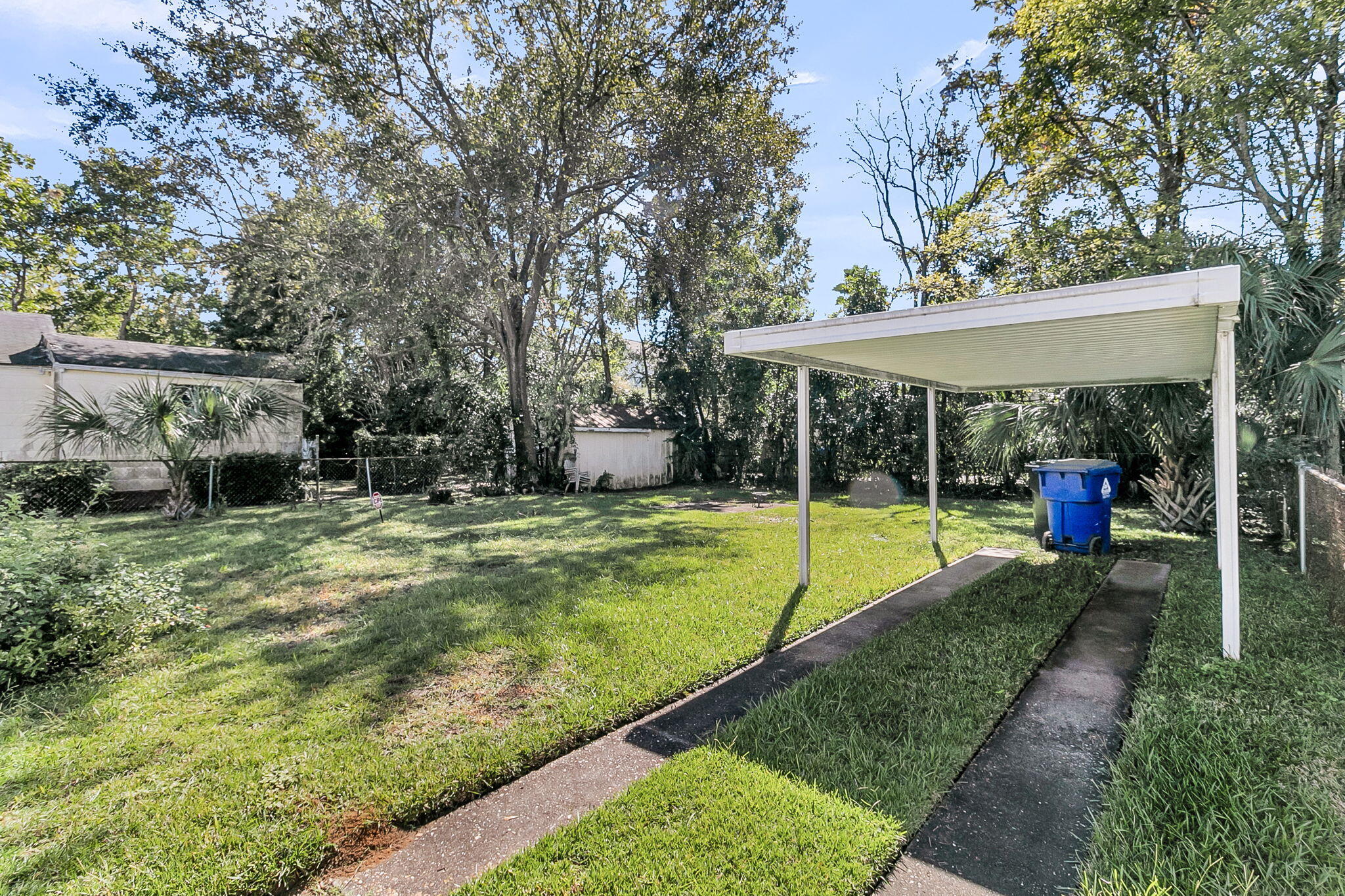 251 W Poplar Street, Charleston