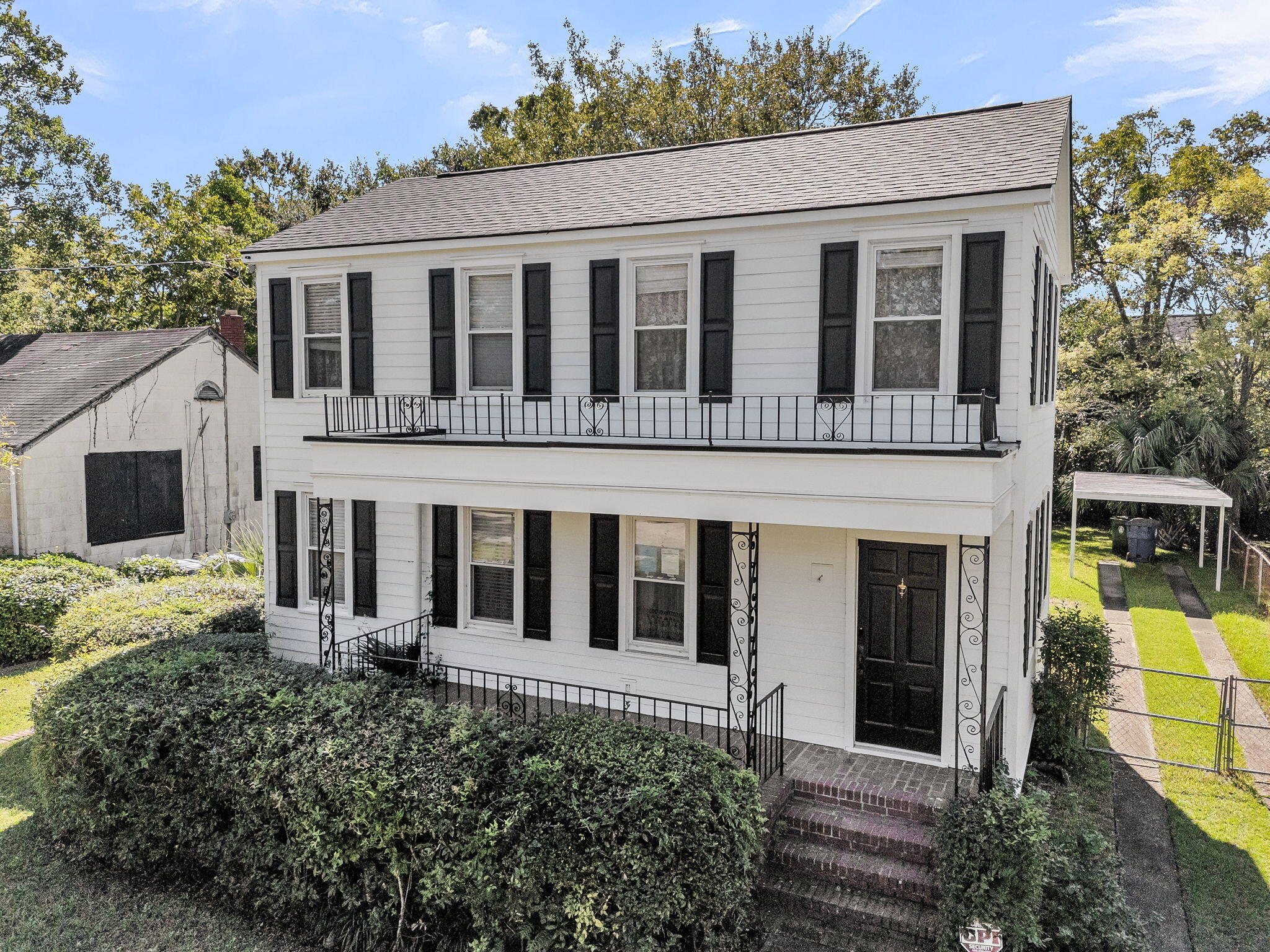 251 W Poplar Street, Charleston