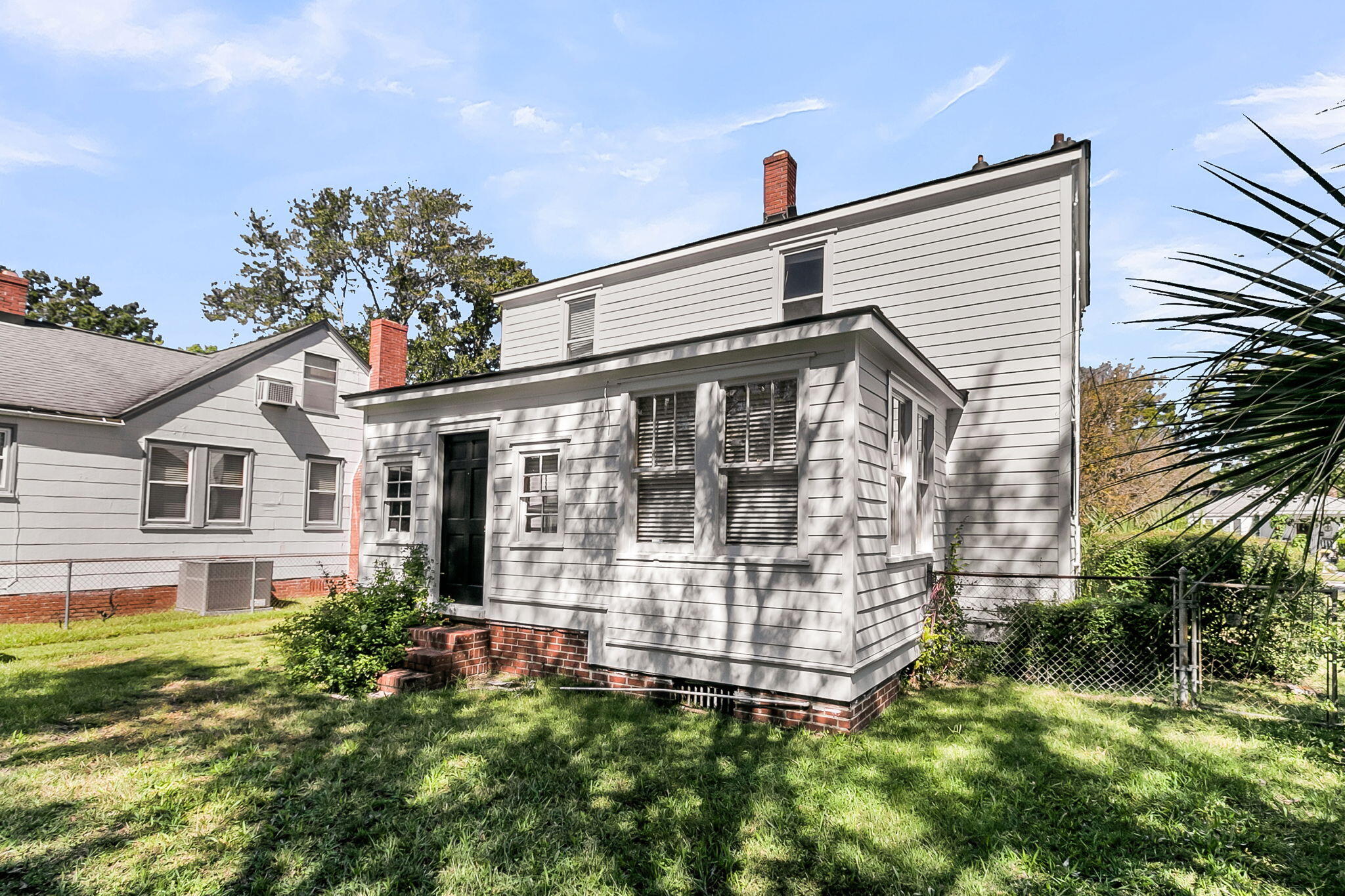 251 W Poplar Street, Charleston