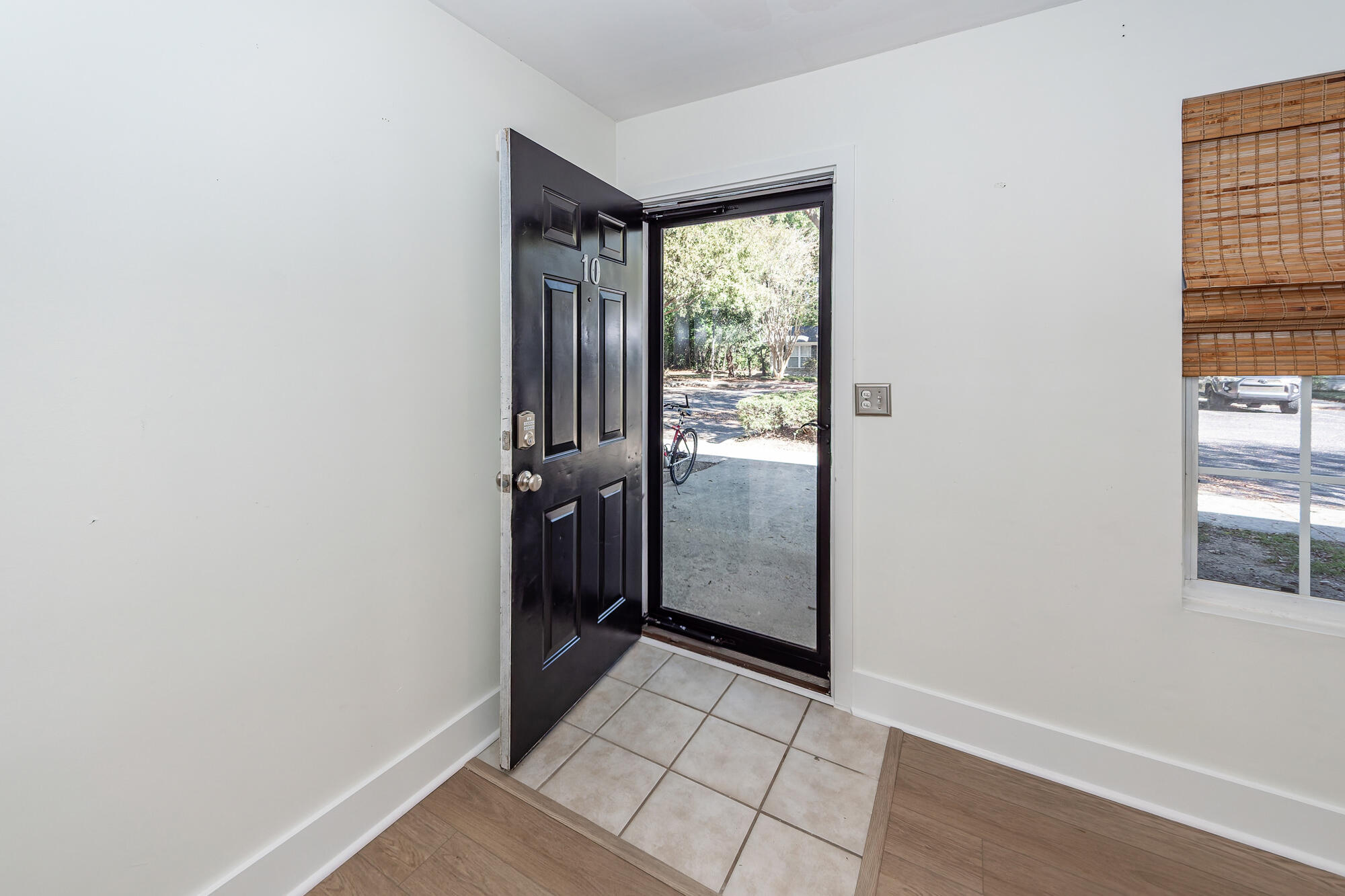 507 Stinson Drive # 10d