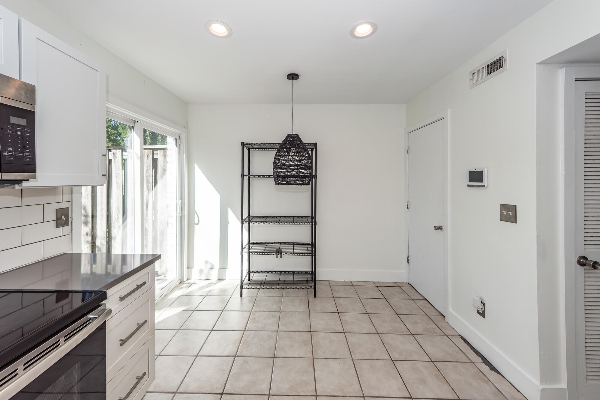 507 Stinson Drive # 10d