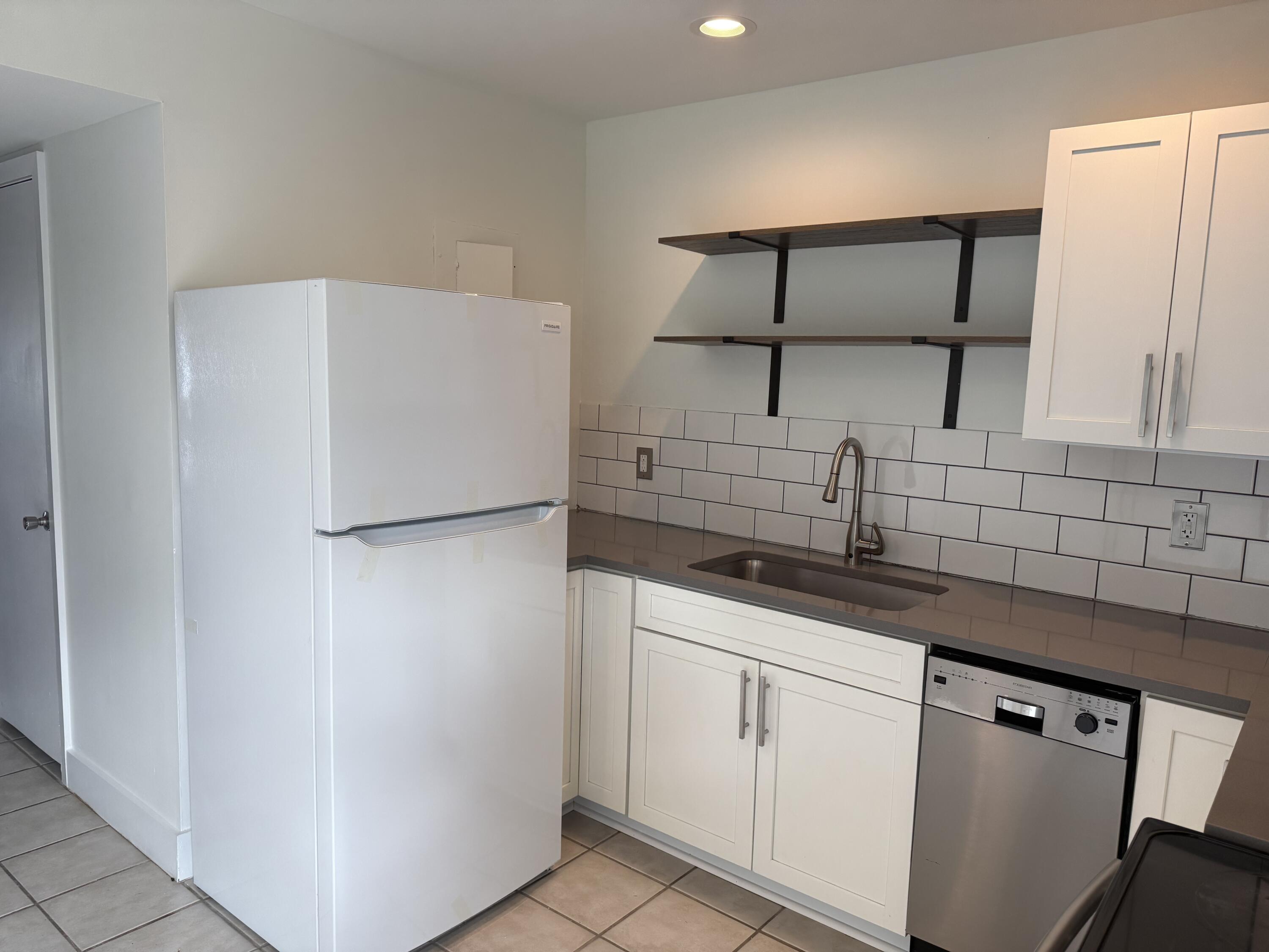 507 Stinson Drive # 10d