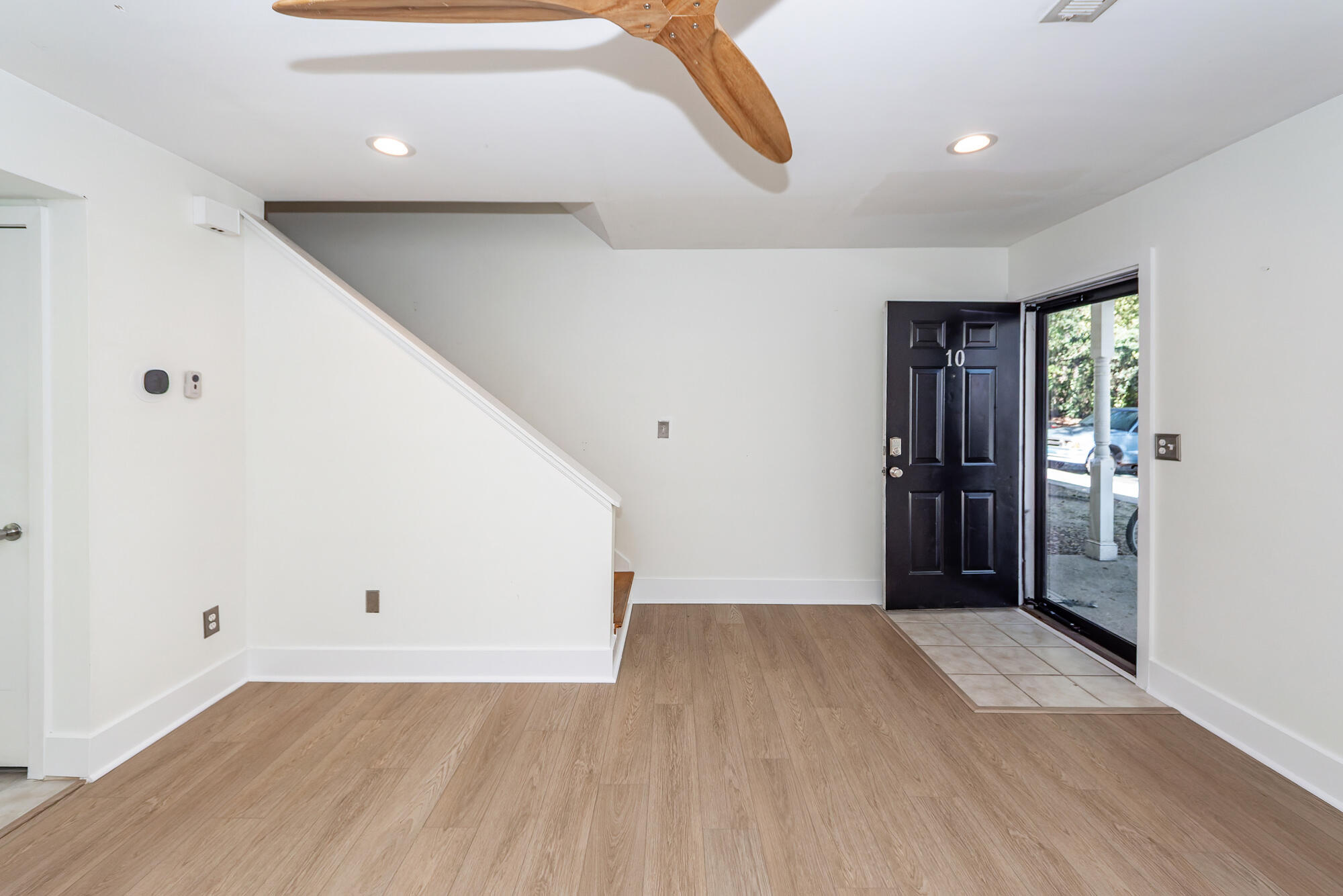 507 Stinson Drive # 10d