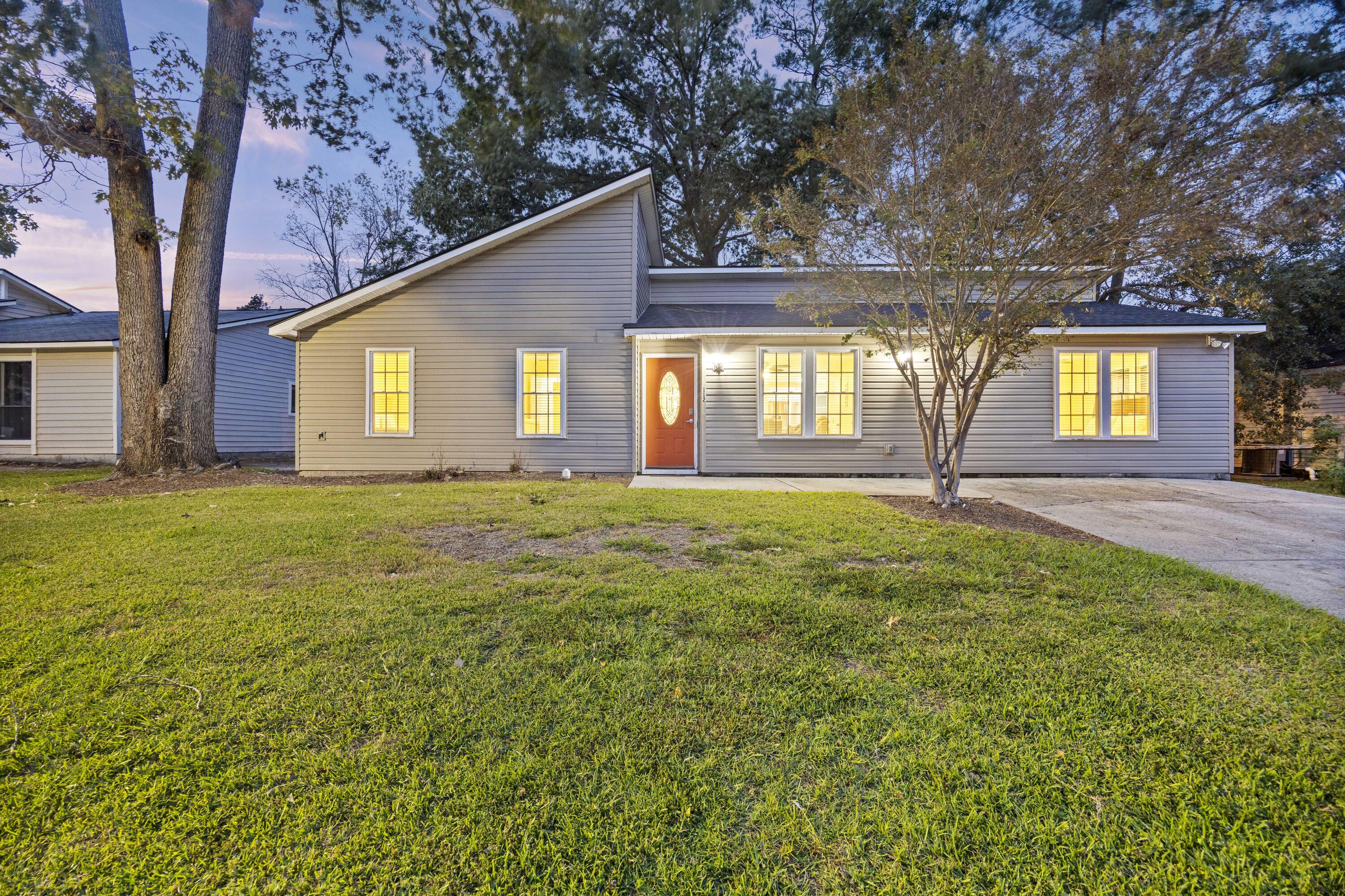 112 Pullman Avenue, Summerville