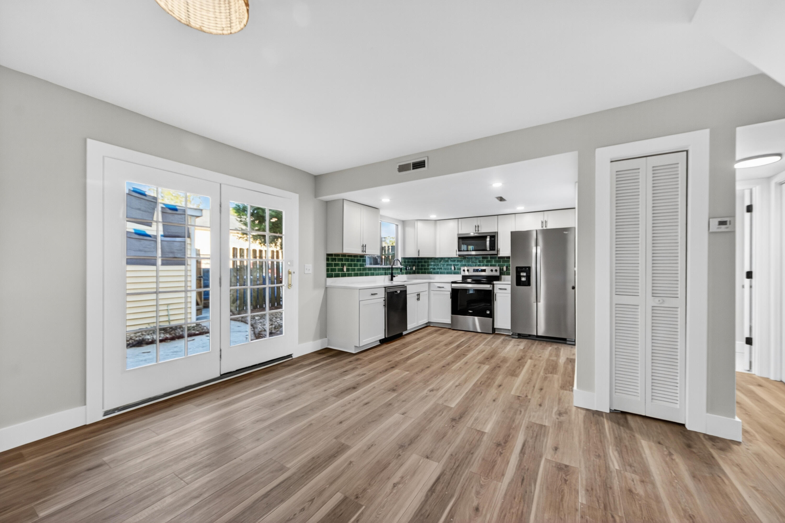 2943 Cathedral Lane, Charleston