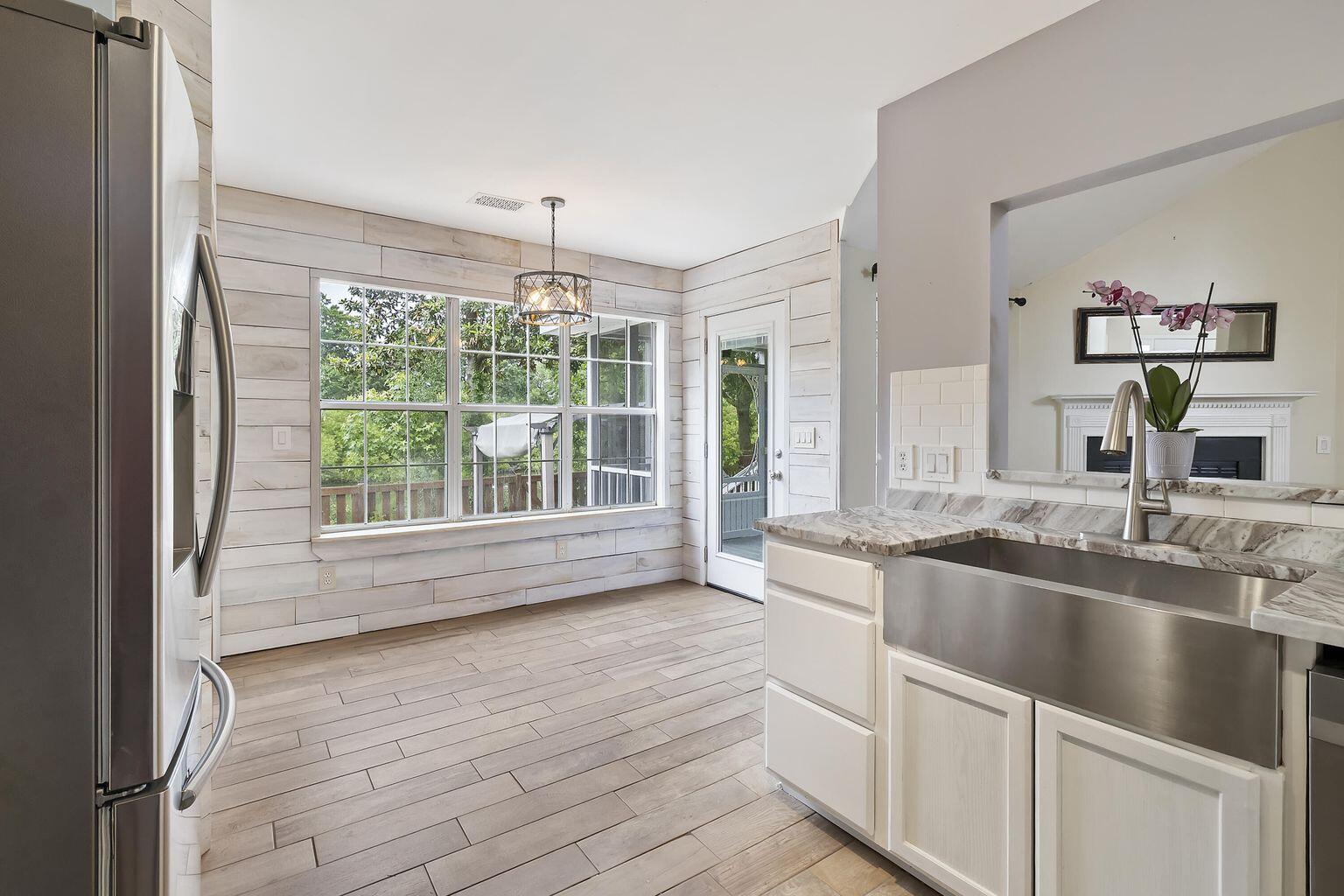 1245 Lakefront Drive, Charleston