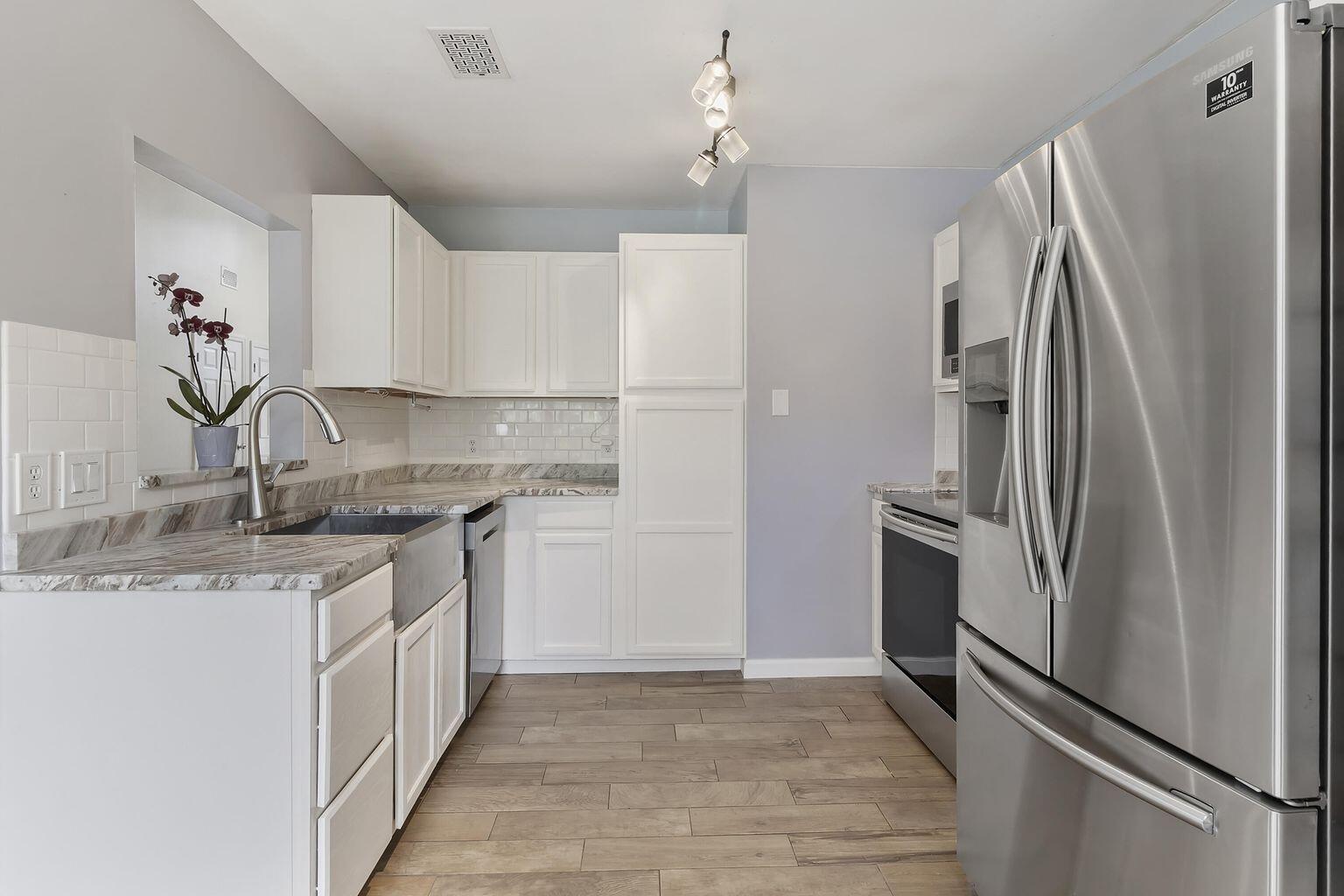 1245 Lakefront Drive, Charleston