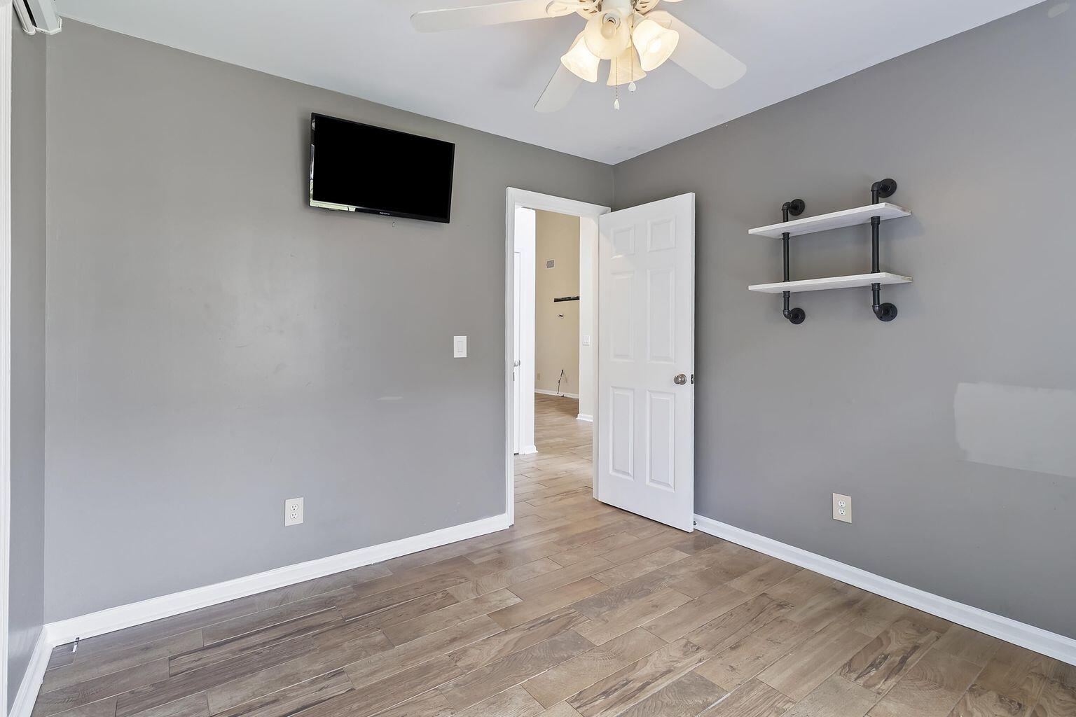 1245 Lakefront Drive, Charleston